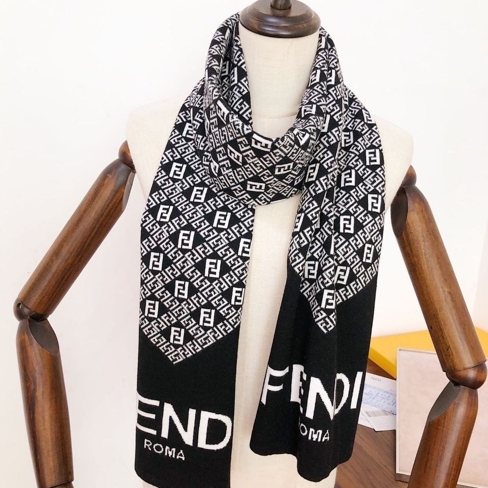 [FEND1]🧣フリンジ付きウールスカーフ🧣【50％割引+送料無料】
