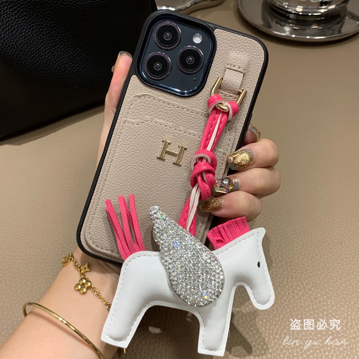 【HERME5 】レザーポニーアクセサリー電話ケース📱【50％割引+送料無料】