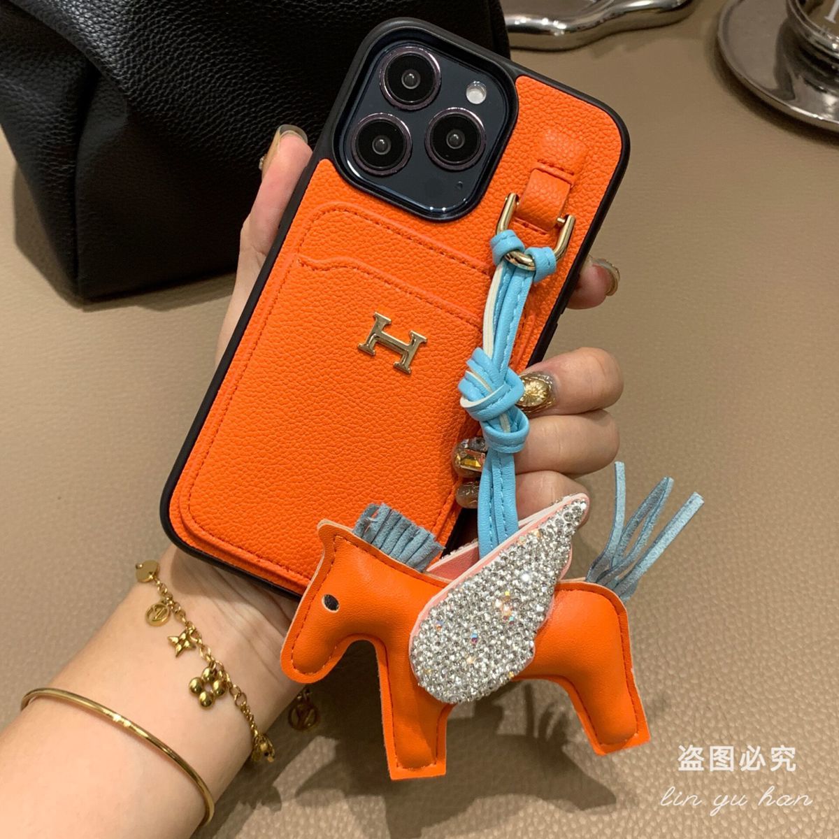 【HERME5 】レザーポニーアクセサリー電話ケース📱【50％割引+送料無料】