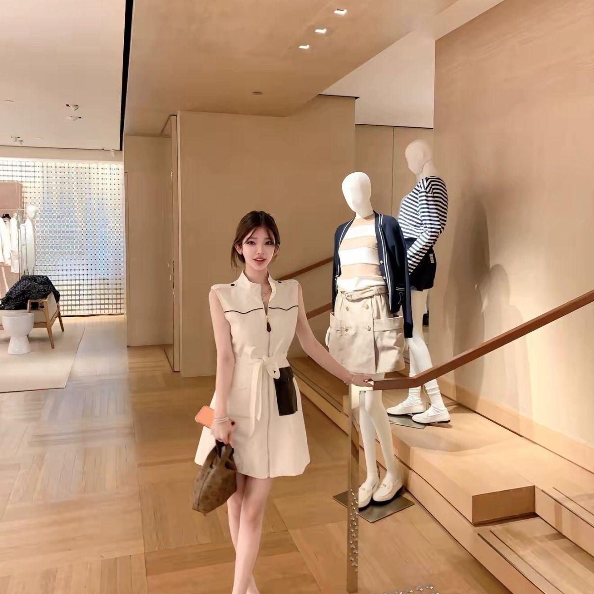 体型を美しく見せるエレガントなドレス