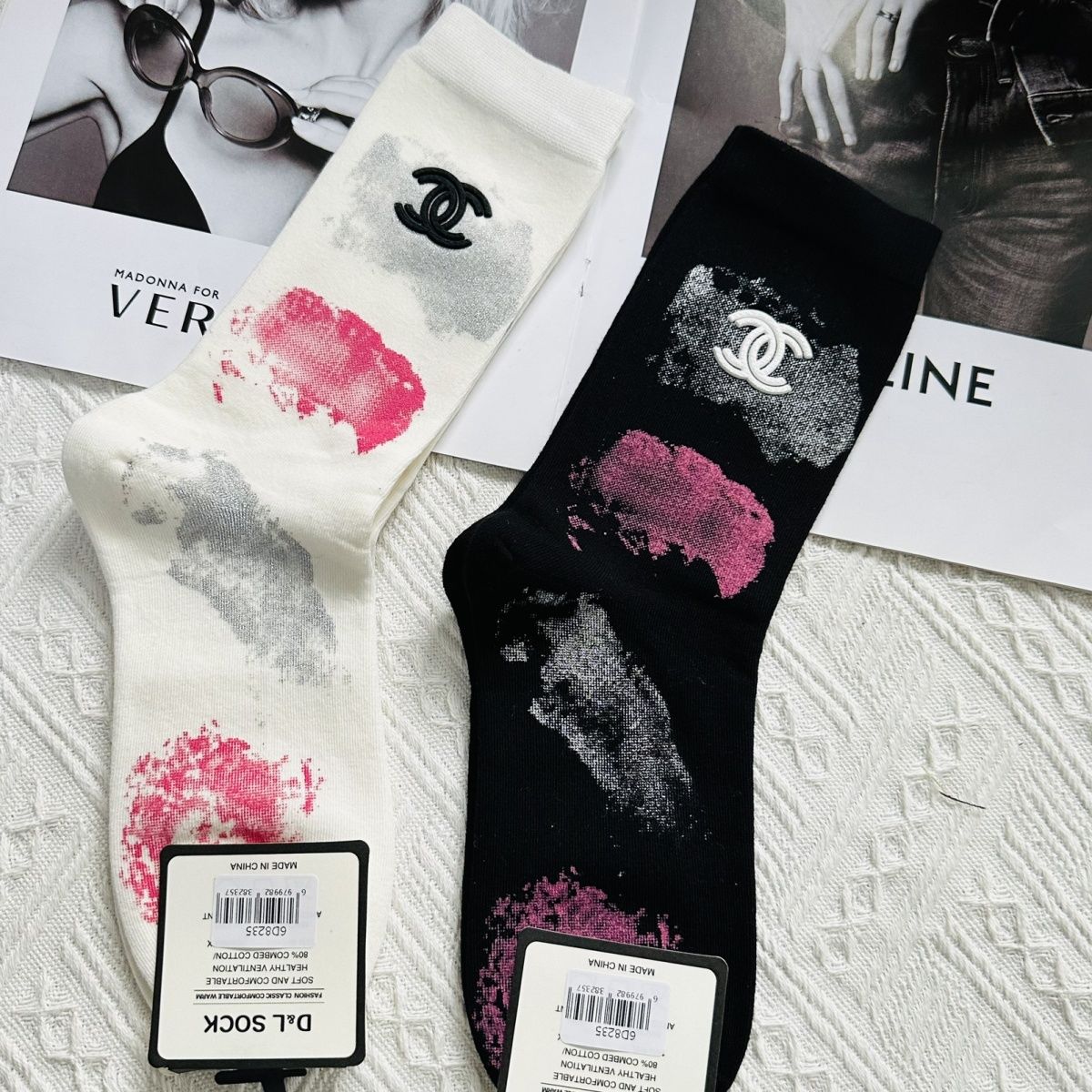 🧦[CHANE1]絞り染めのペイントソックス【50％割引+送料無料】🧦