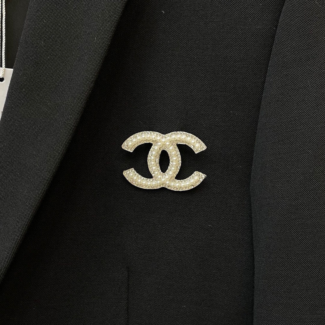 CHANE1 ピンロゴ ドレープスーツ【 50％割引+送料無料】