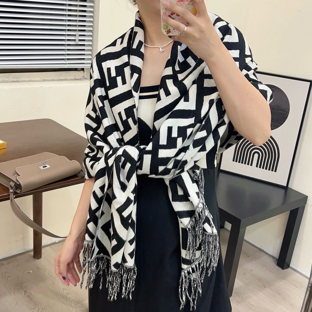 [FEND1]🧣フリンジ付きウールスカーフ🧣【50％割引+送料無料】