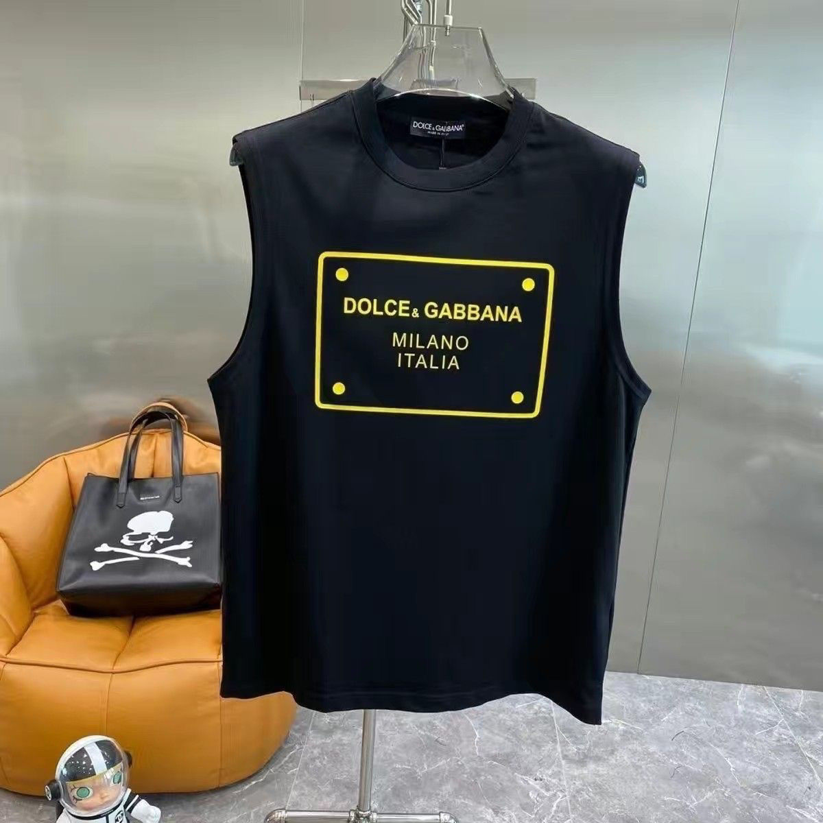 D&G 高品質ノースリーブベスト【 50％割引+送料無料】53