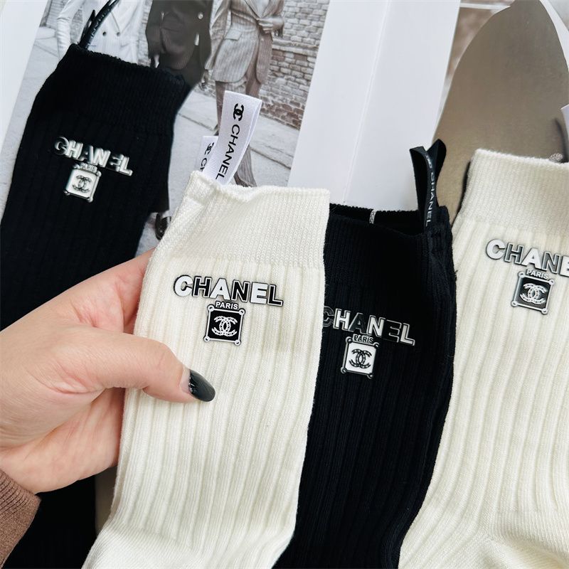 🧦[CHANE1]メタルサイン靴下【50％割引+送料無料】🧦