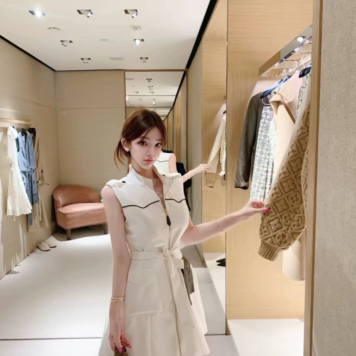 体型を美しく見せるエレガントなドレス