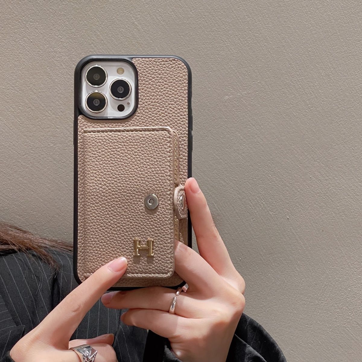 [HERME5]24新着エルメスのレザースマホケース📱【50％割引+送料無料】