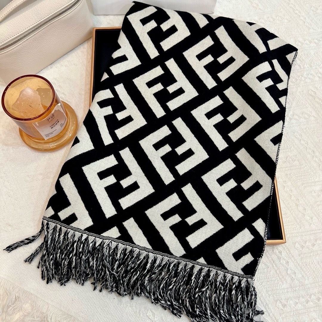 [FEND1]🧣フリンジ付きウールスカーフ🧣【50％割引+送料無料】