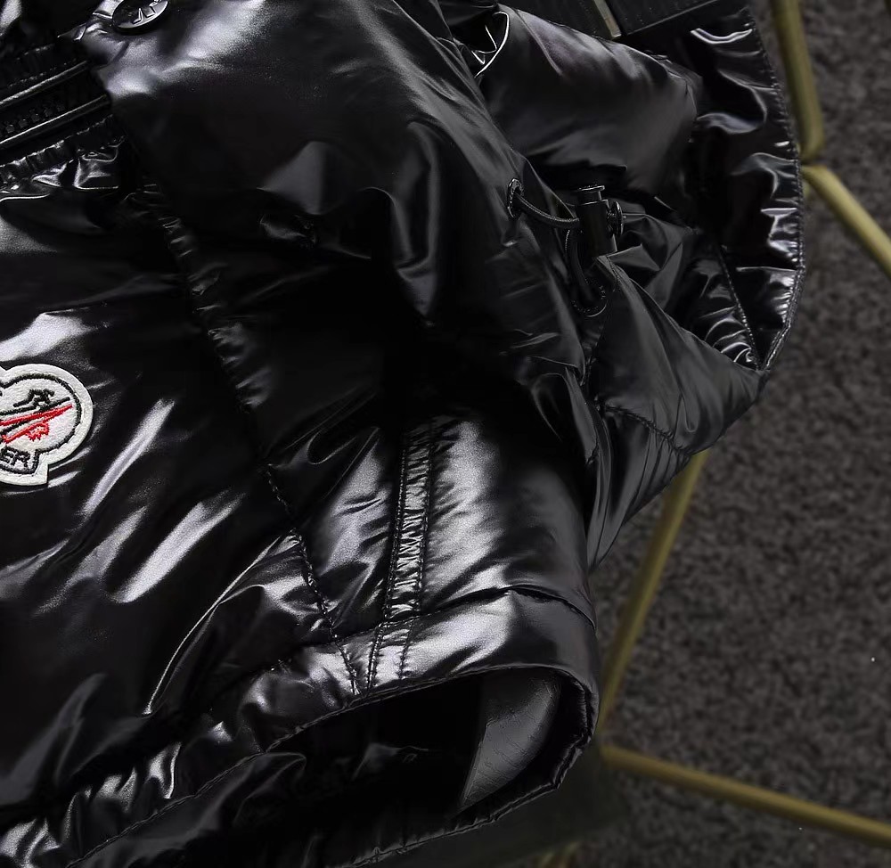 MONCLER モンクレール ジレ ベスト ダウンベスト 男女兼用