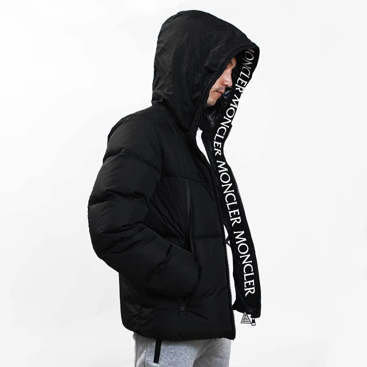 MONCLER モンクレール MONTCLA モンクラ ダウンジャケット