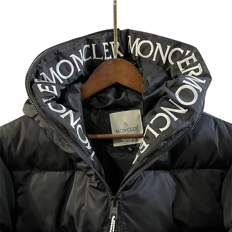 MONCLER モンクレール MONTCLA モンクラ ダウンジャケット