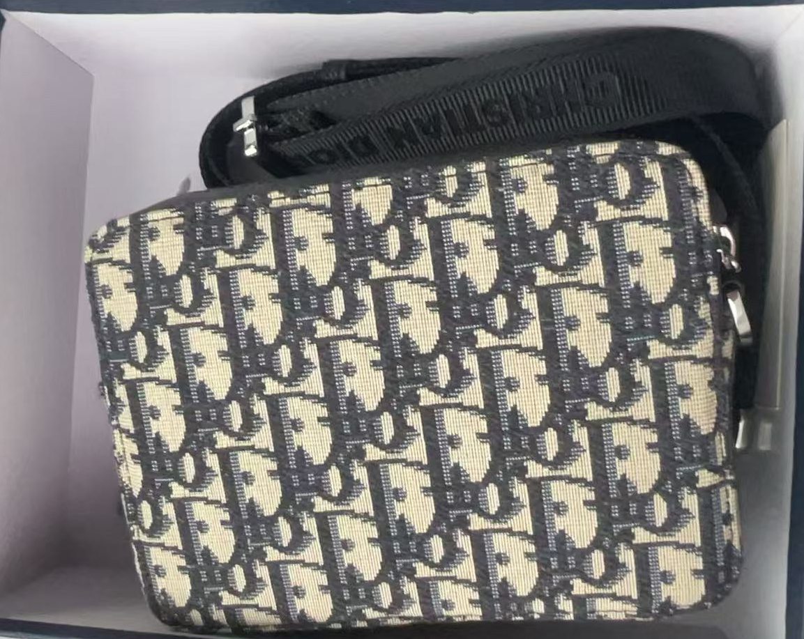 感謝の気持ちを込めた限定特典：バッグ