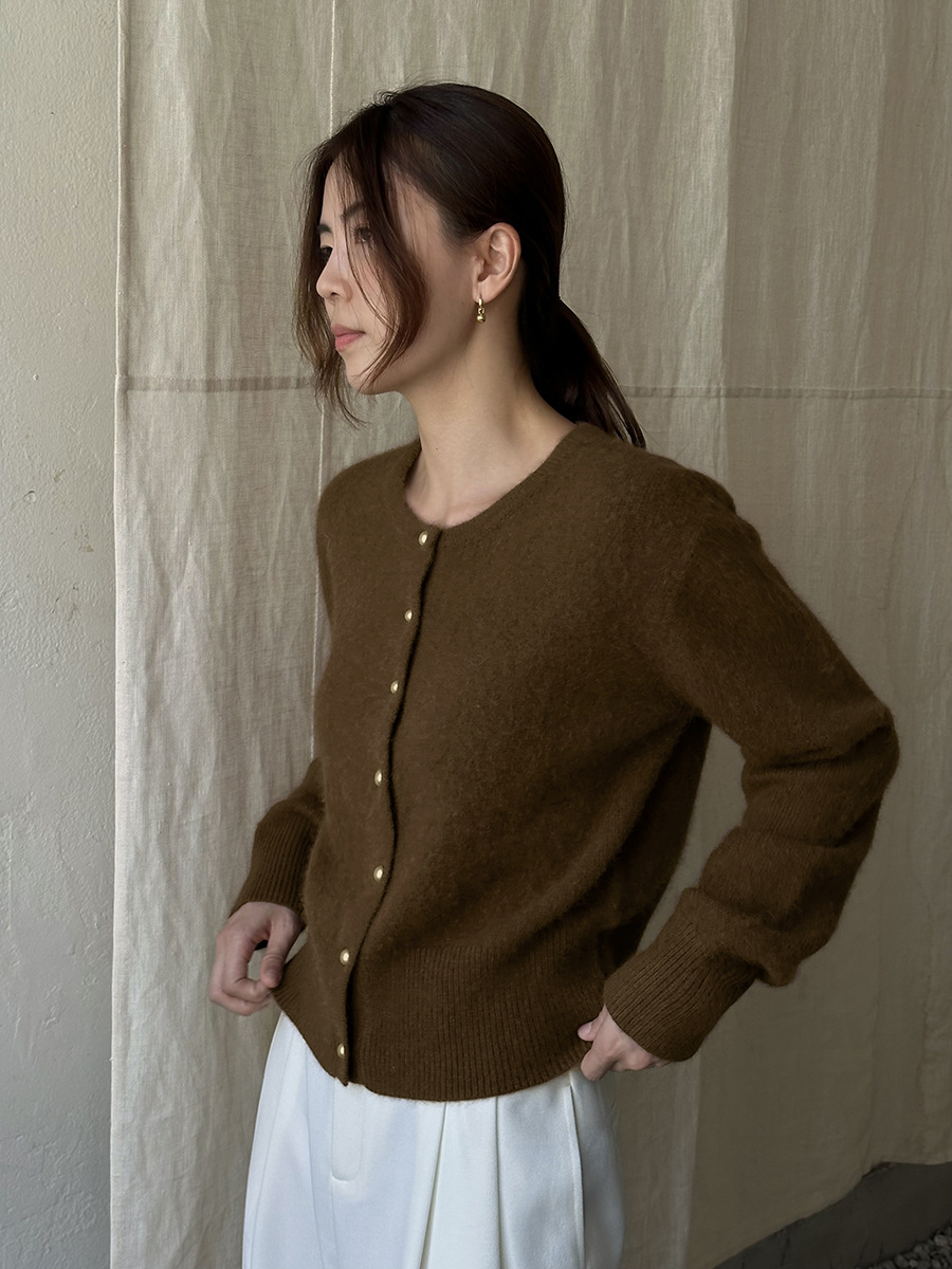 高比例浣熊毛羊毛针织衫女2023秋新款亲肤绒感宽松上衣22899