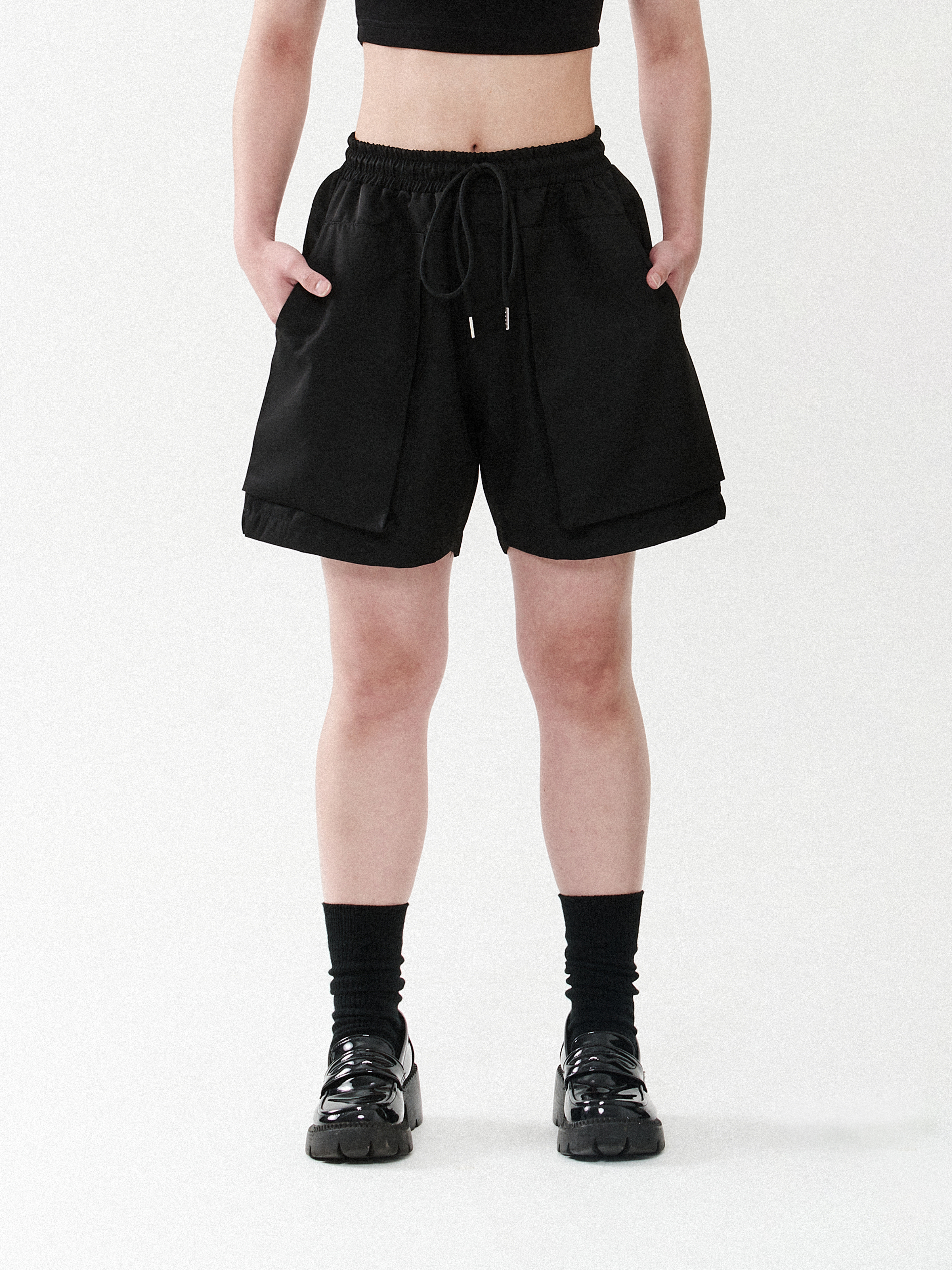 3D Pocket Relaxed Short