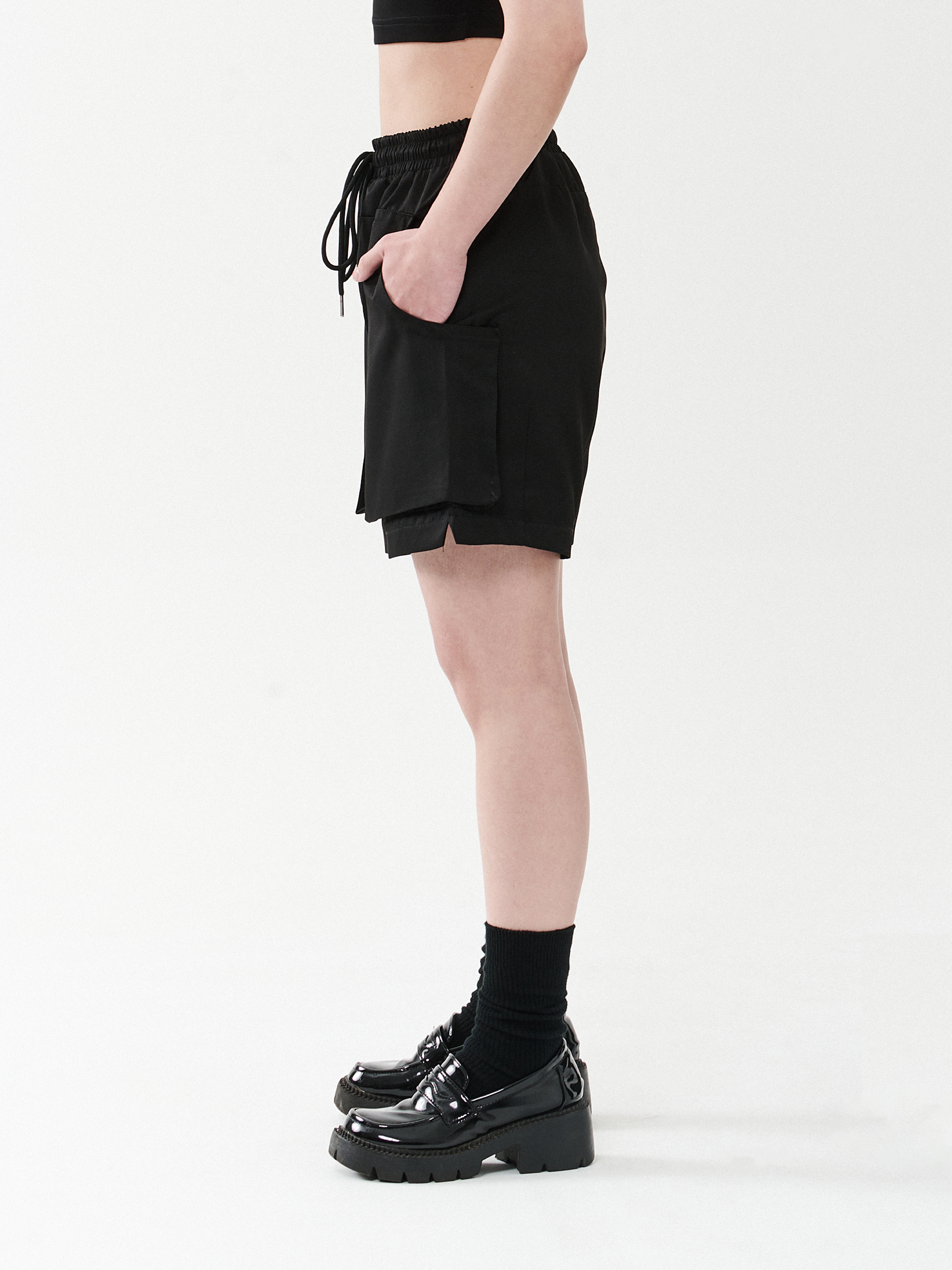 3D Pocket Relaxed Short