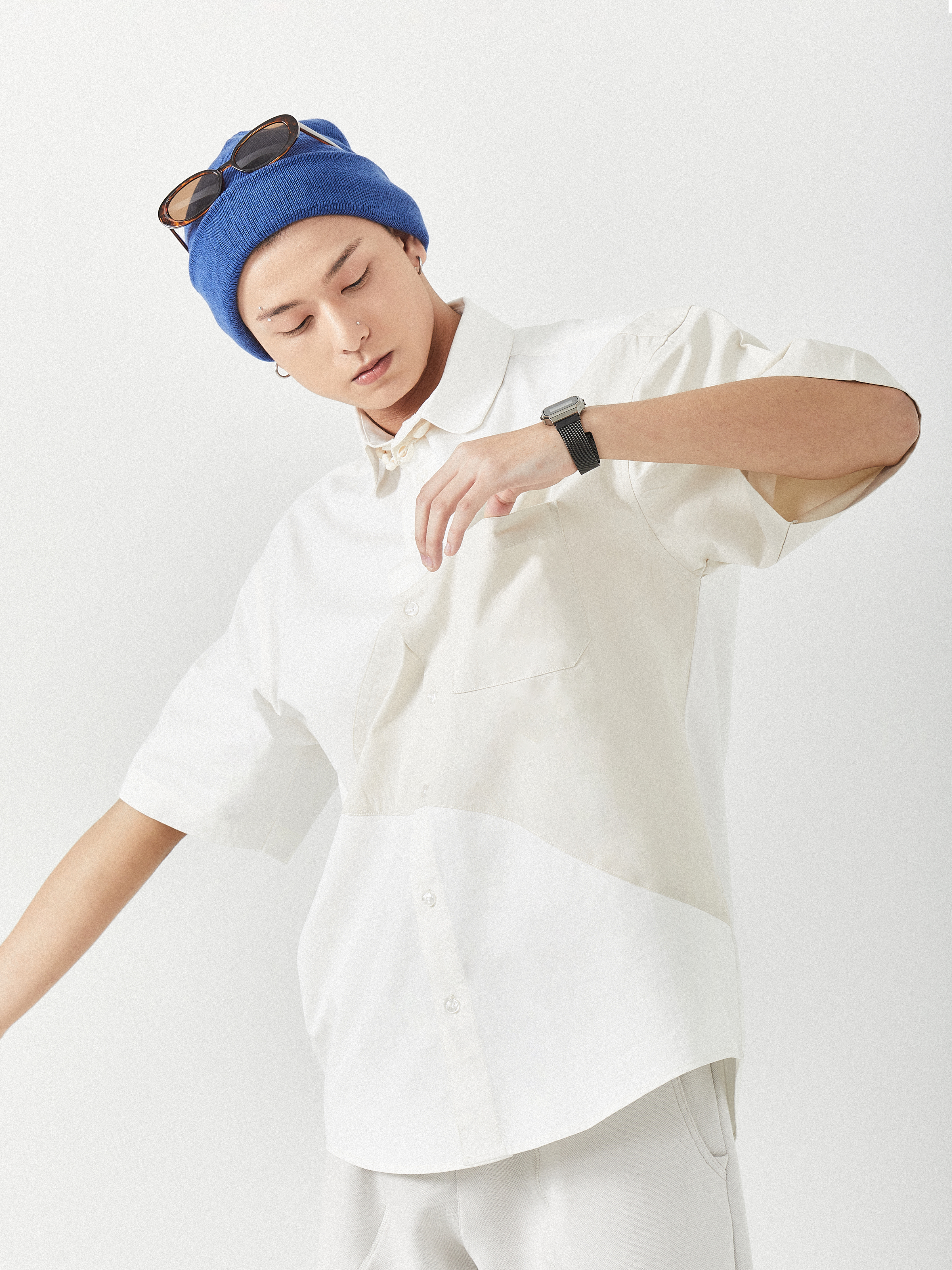 Natur Form Dual Tone Shirt