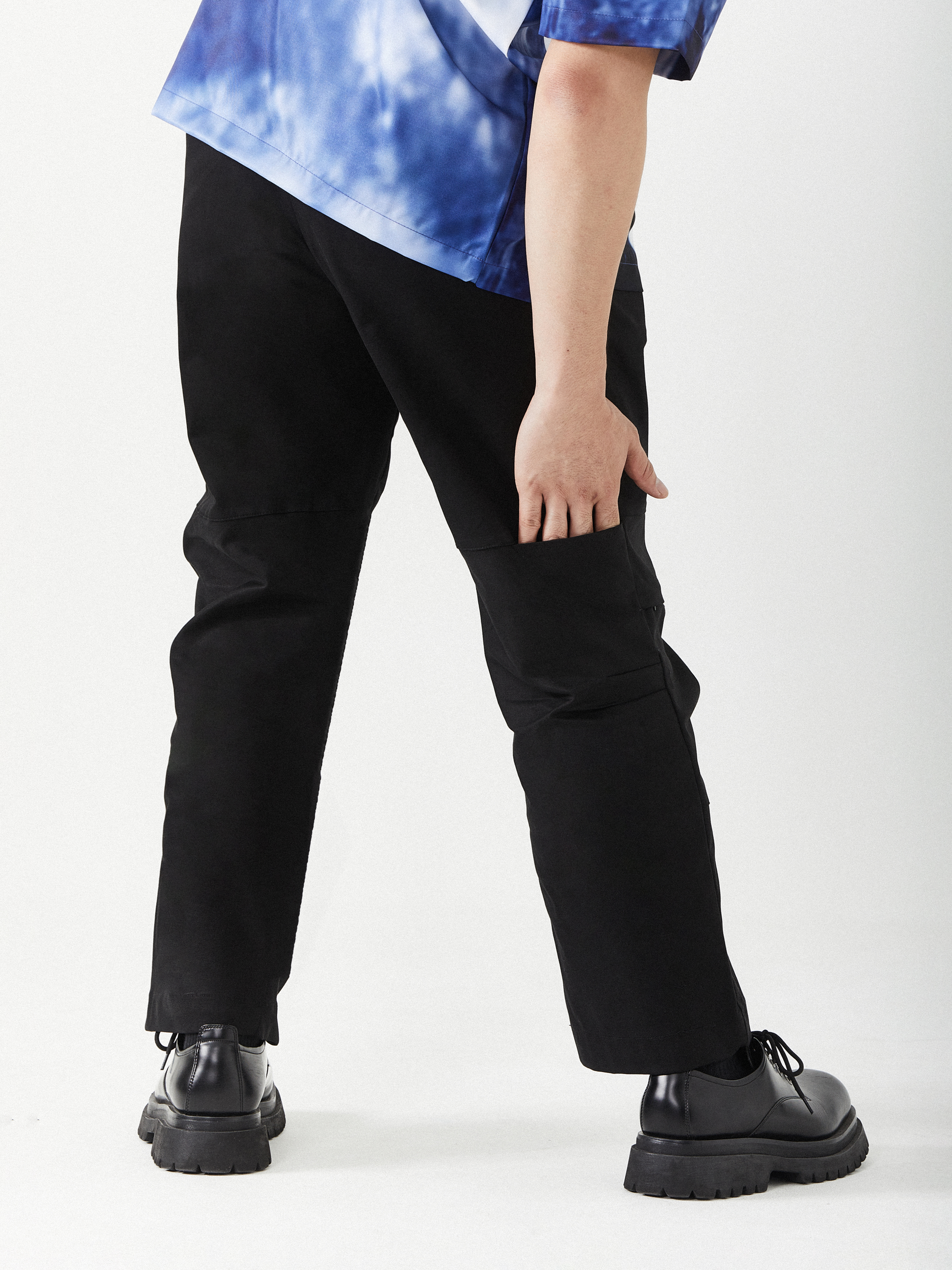 Modern Cut Zip Slit Pants