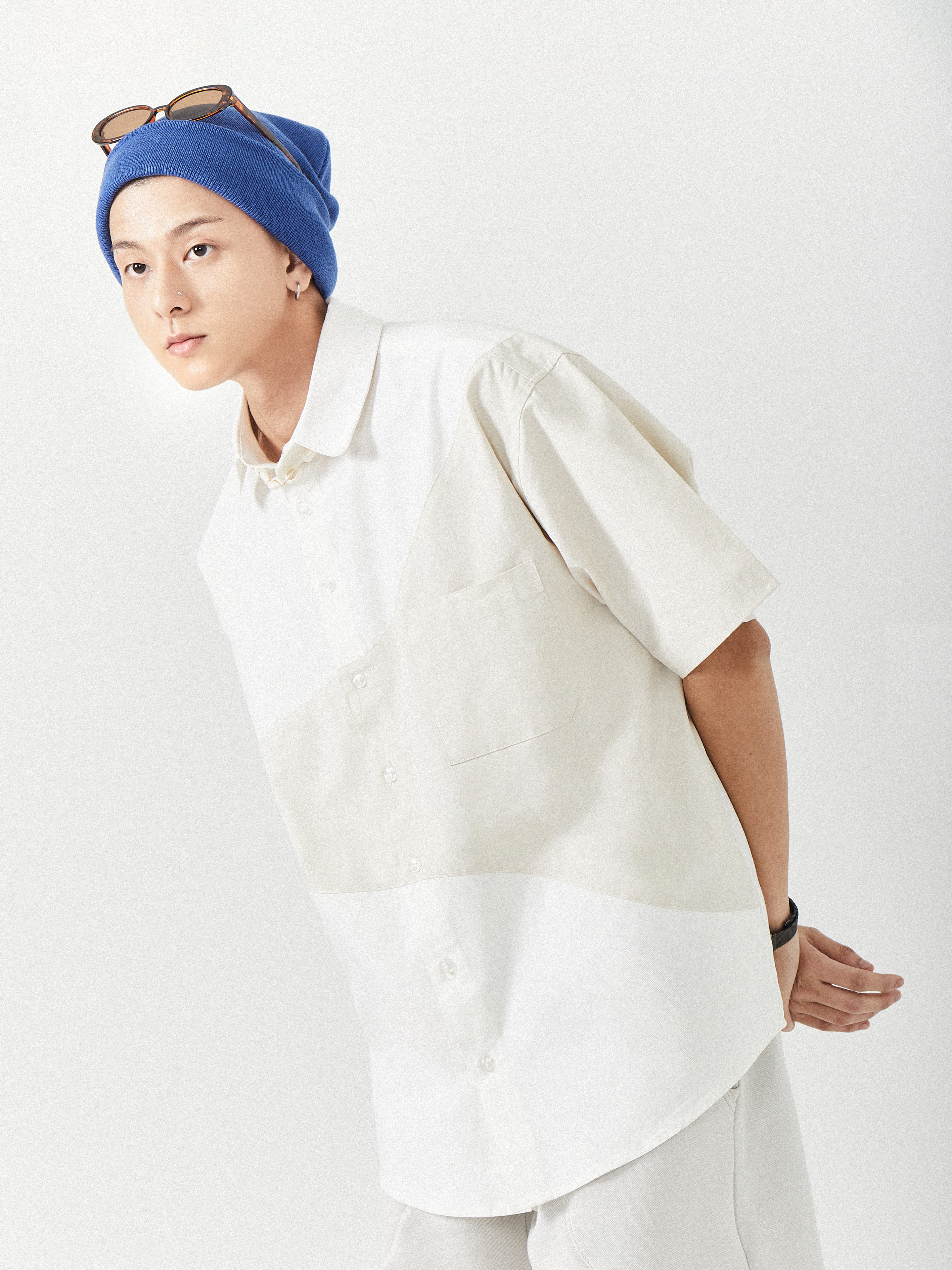 Natur Form Dual Tone Shirt