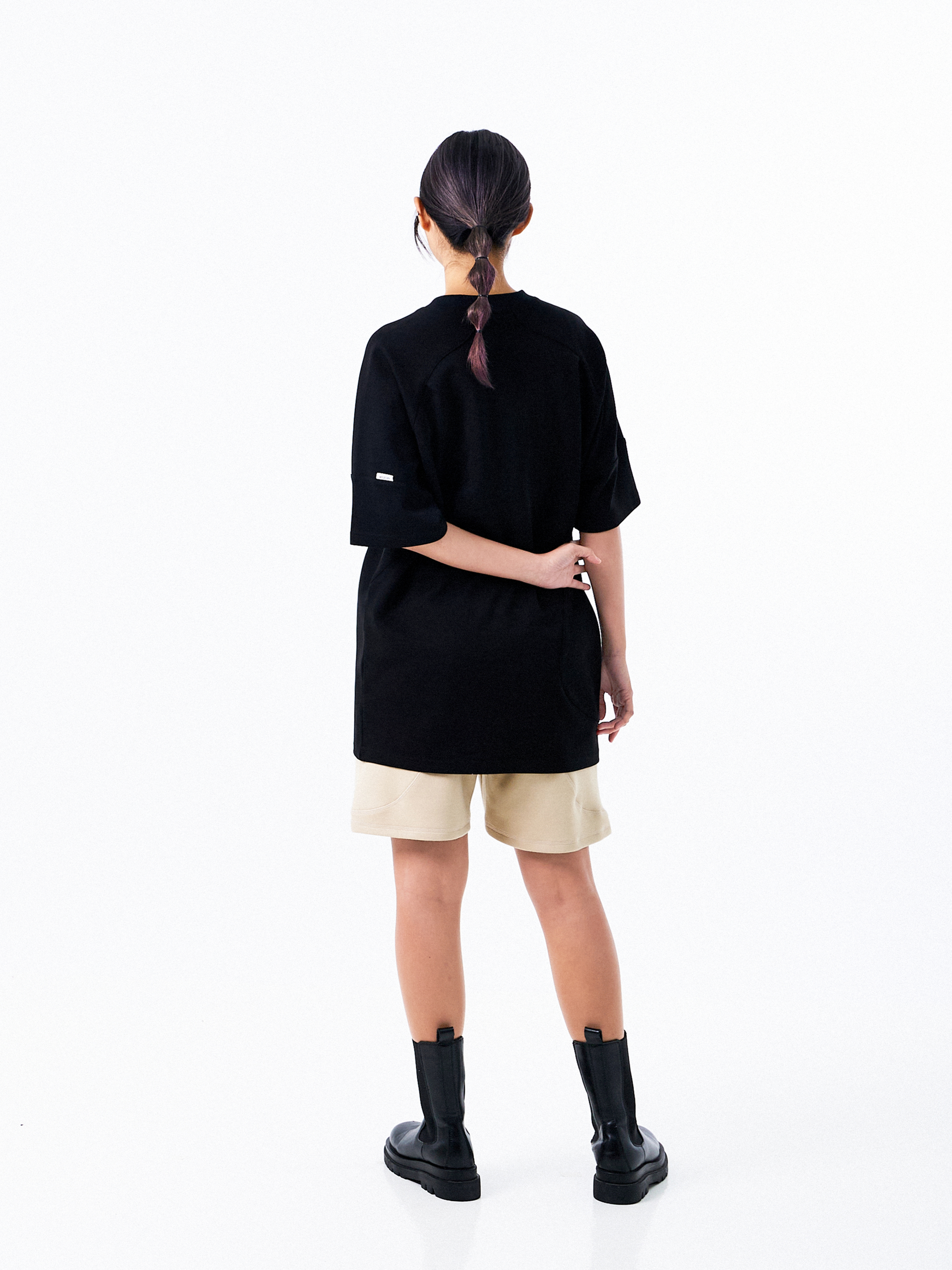 Waveform Saddle Signature tee