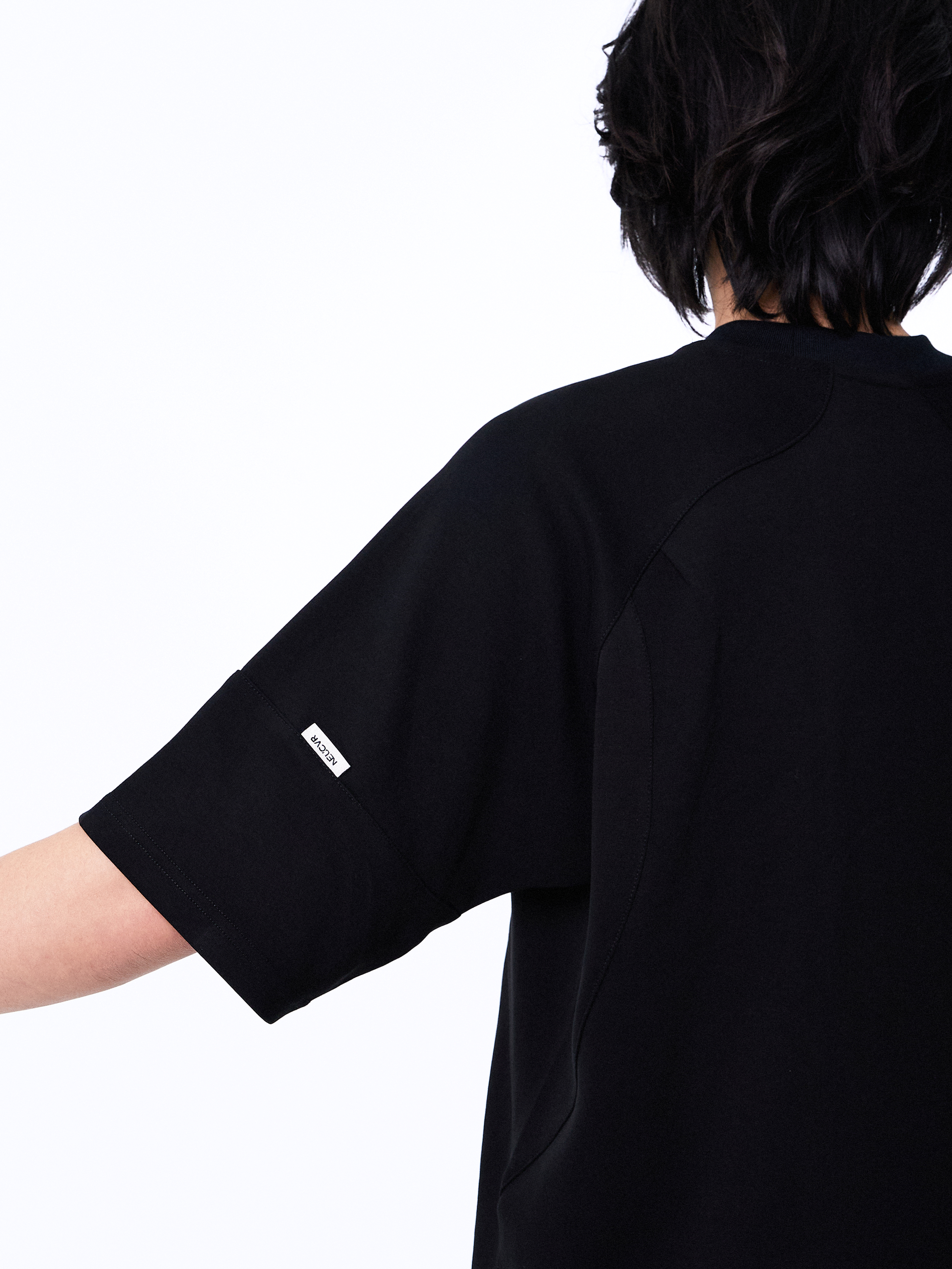 Waveform Saddle Signature tee