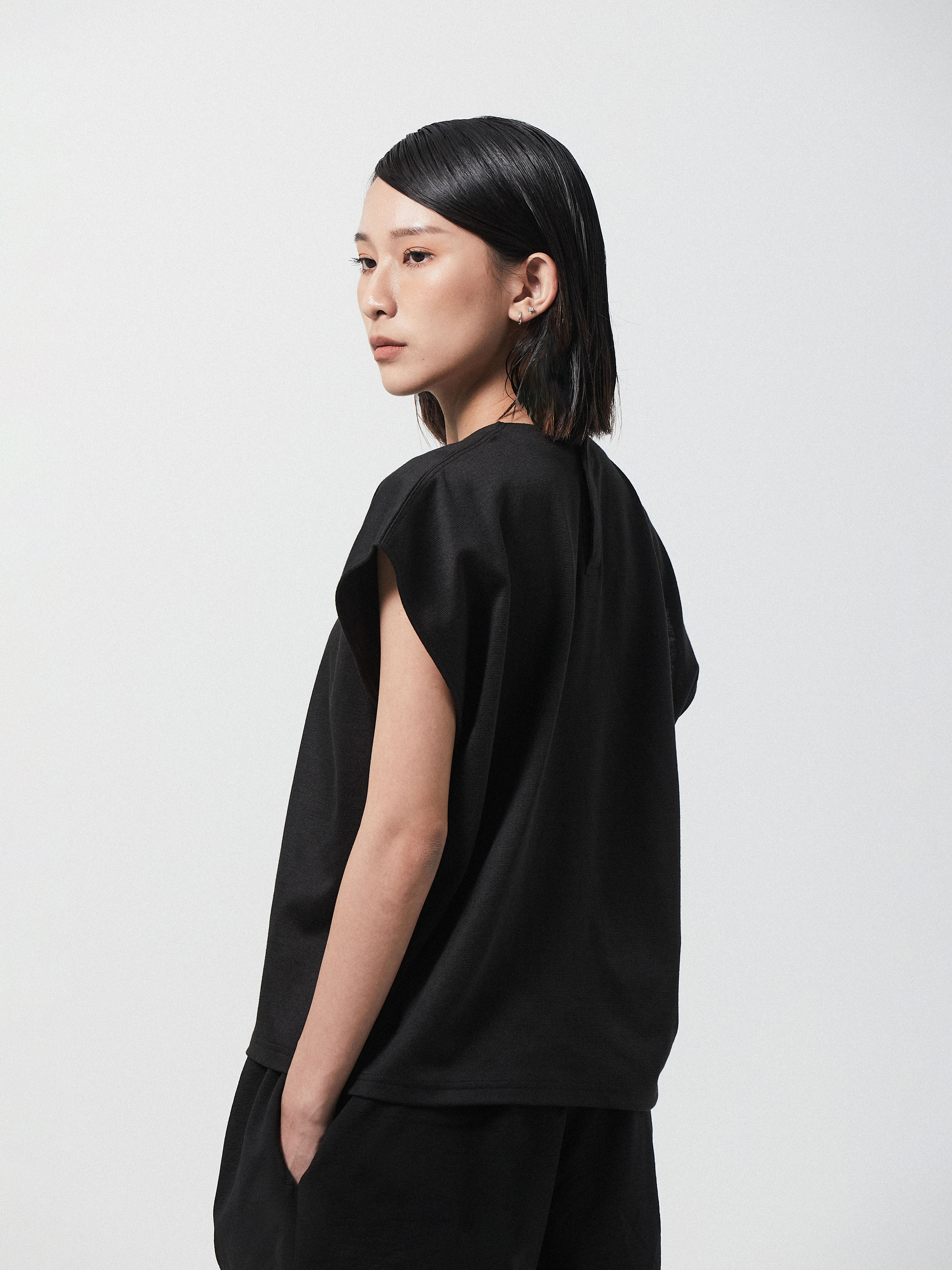 Ordinary Cap Sleeve Top | Black