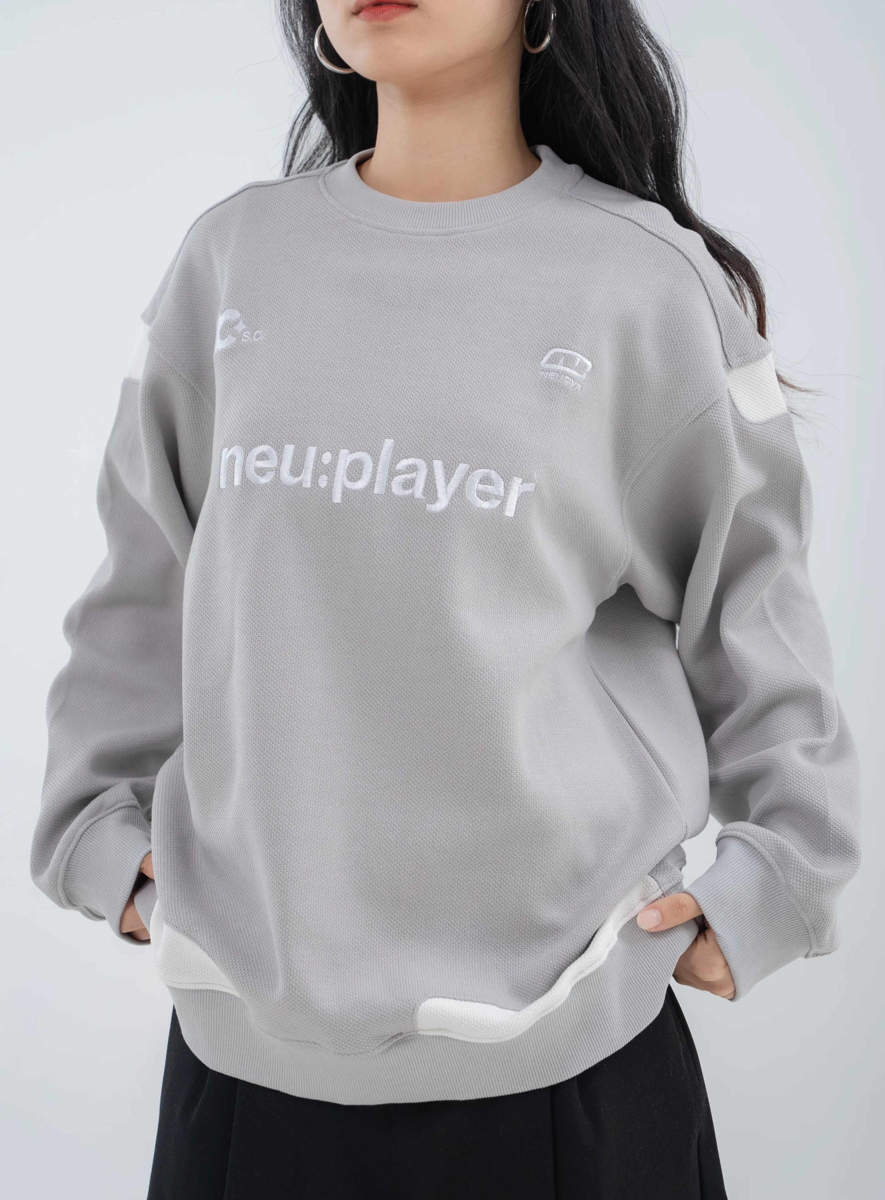 Neuplayer Sweater | Grey
