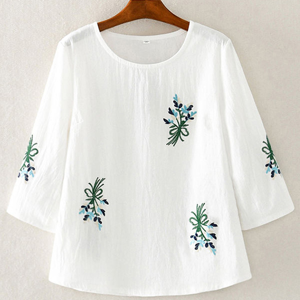 Reemelody Women's new summer three-quarter sleeve embroidered top