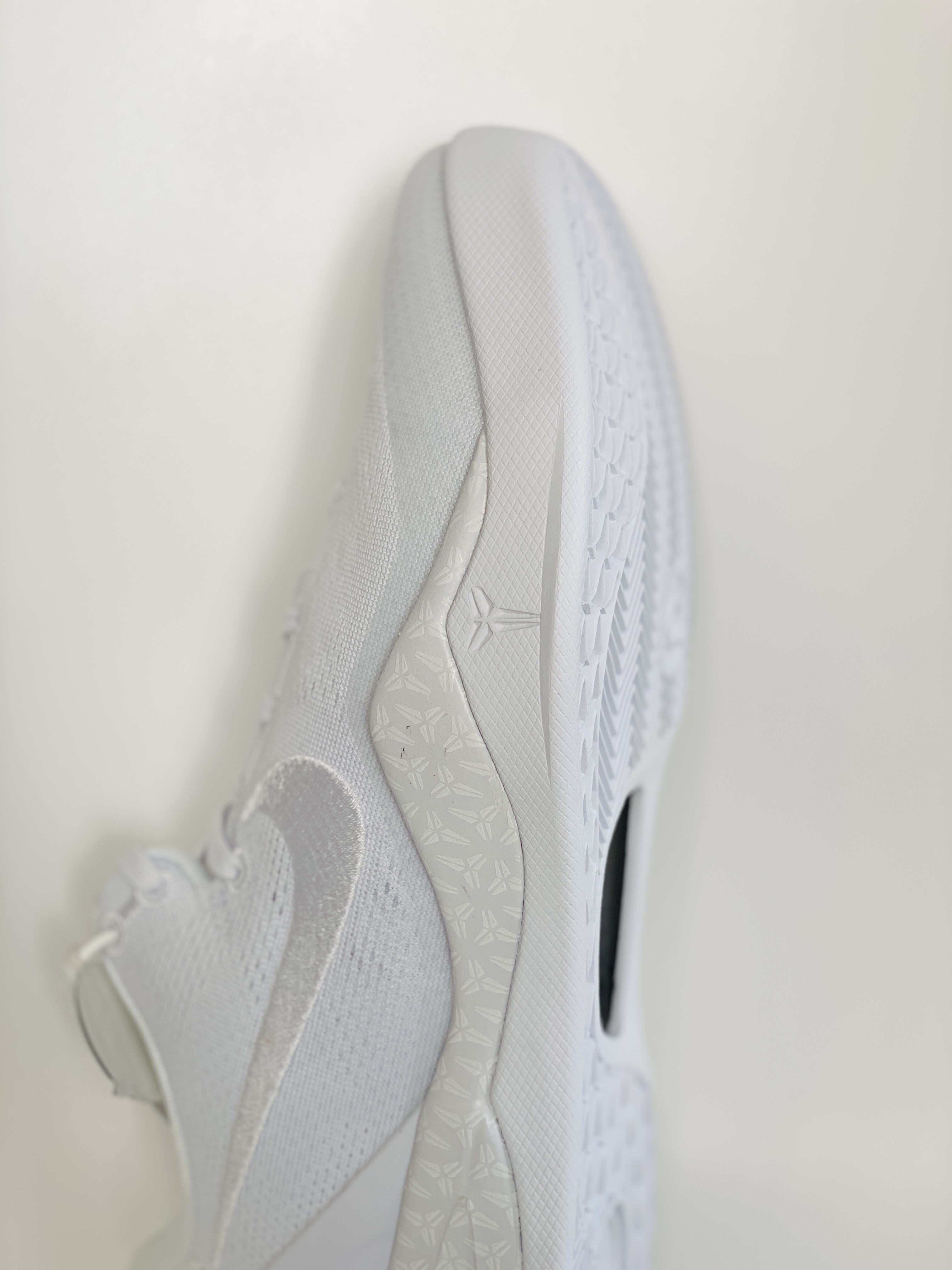 滅世純原 Kobe8 Halo  科比8  2023 低筒 React鞋墊 籃球鞋 實戰鞋 球鞋 男鞋 白龙 FJ9364-100