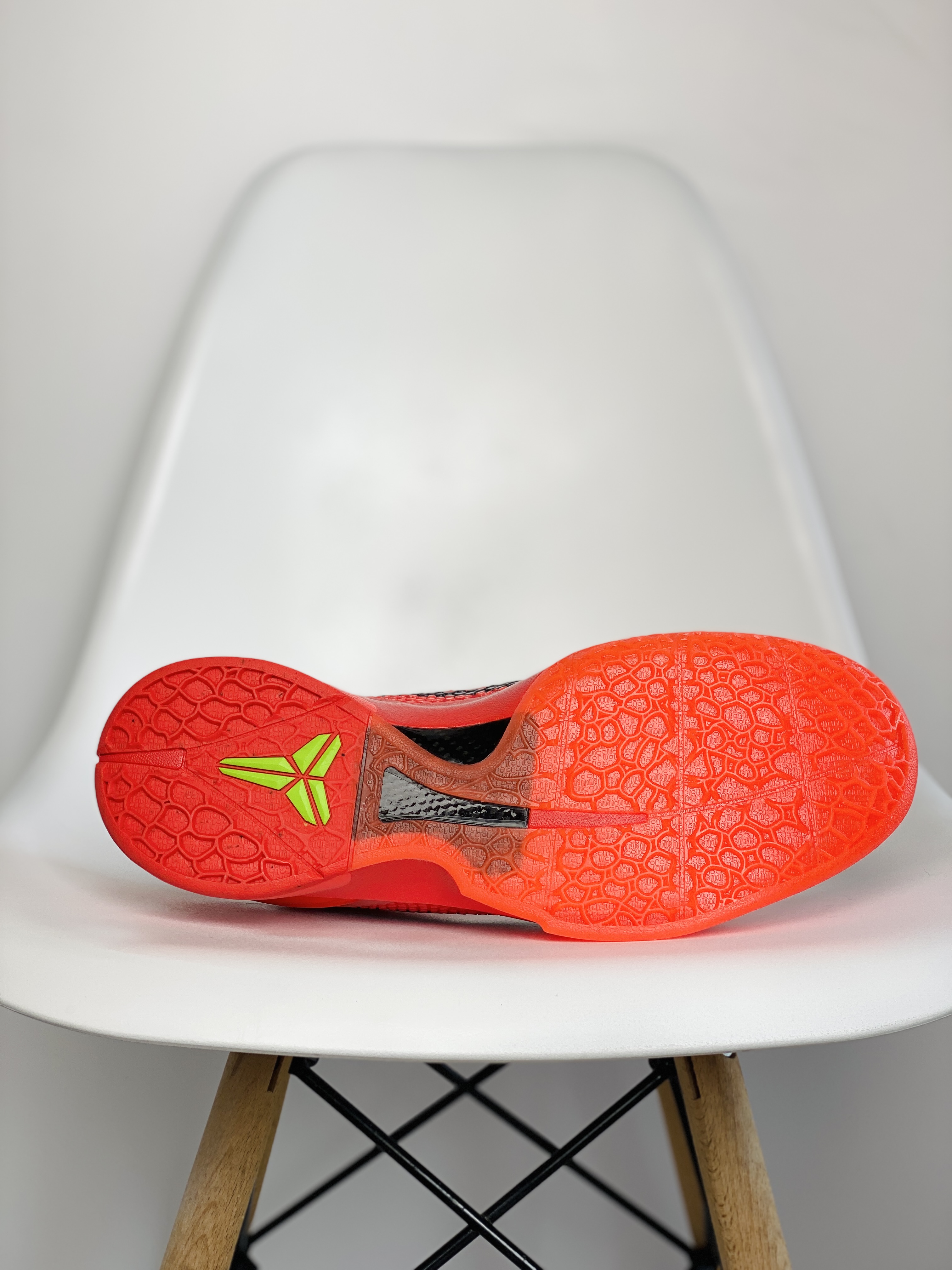 到货后不可临时取消退换 偏小半码到一码最强实战 H12 KOBE6 Reverse Grinch  反轉青蜂俠 前掌氣墊  后掌EVA 科比 6   籃球鞋 實戰鞋 真碳板 波鞋 球鞋 波鞋 男鞋 红色 FV4921-600