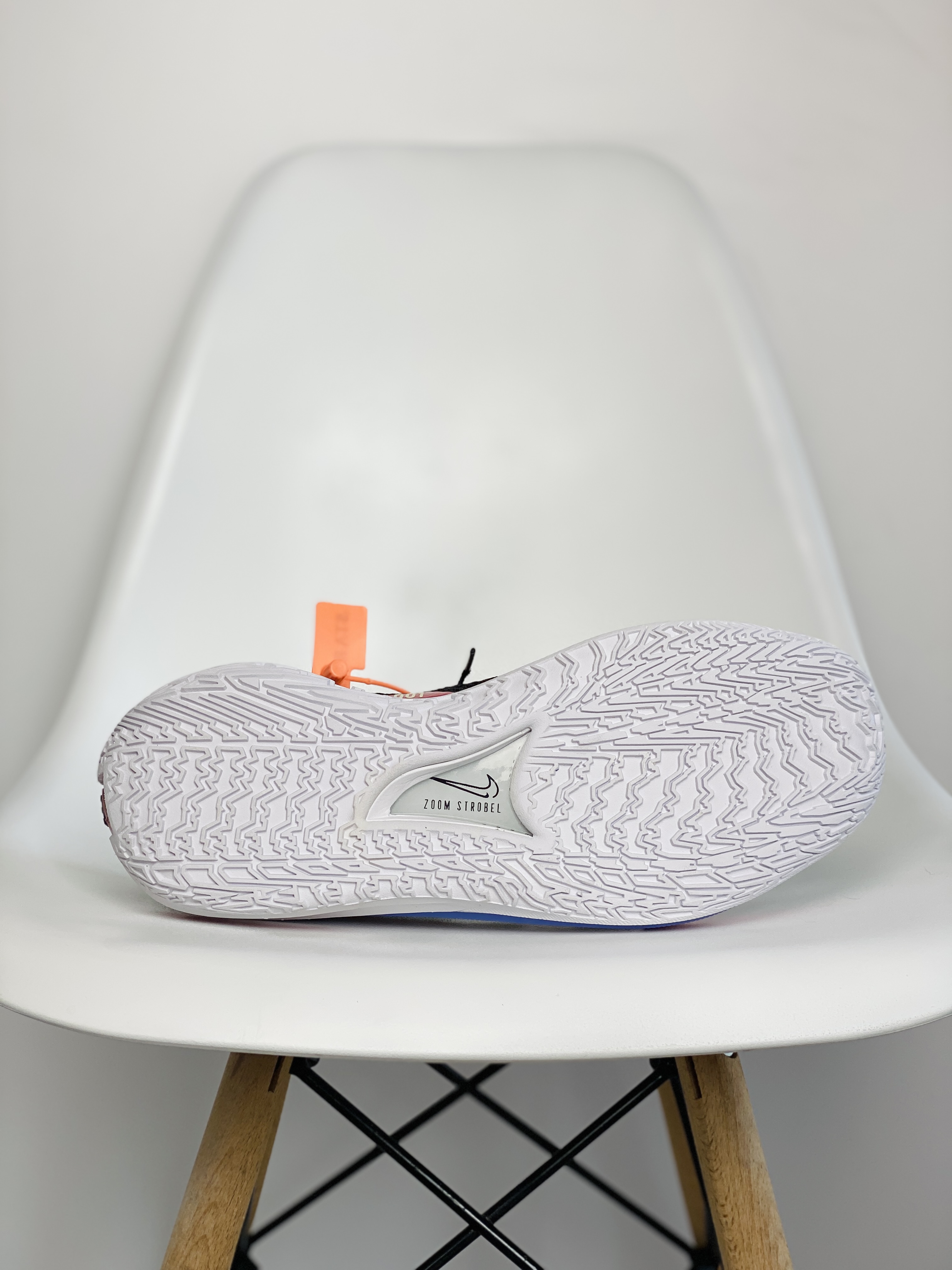 需预定 STAR  GT Cut Black Fusion Red 中底＋碳板版本  低筒  篮球鞋 球鞋 实战鞋 全掌气垫 TPU抗扭 黑红   CZ0175-003