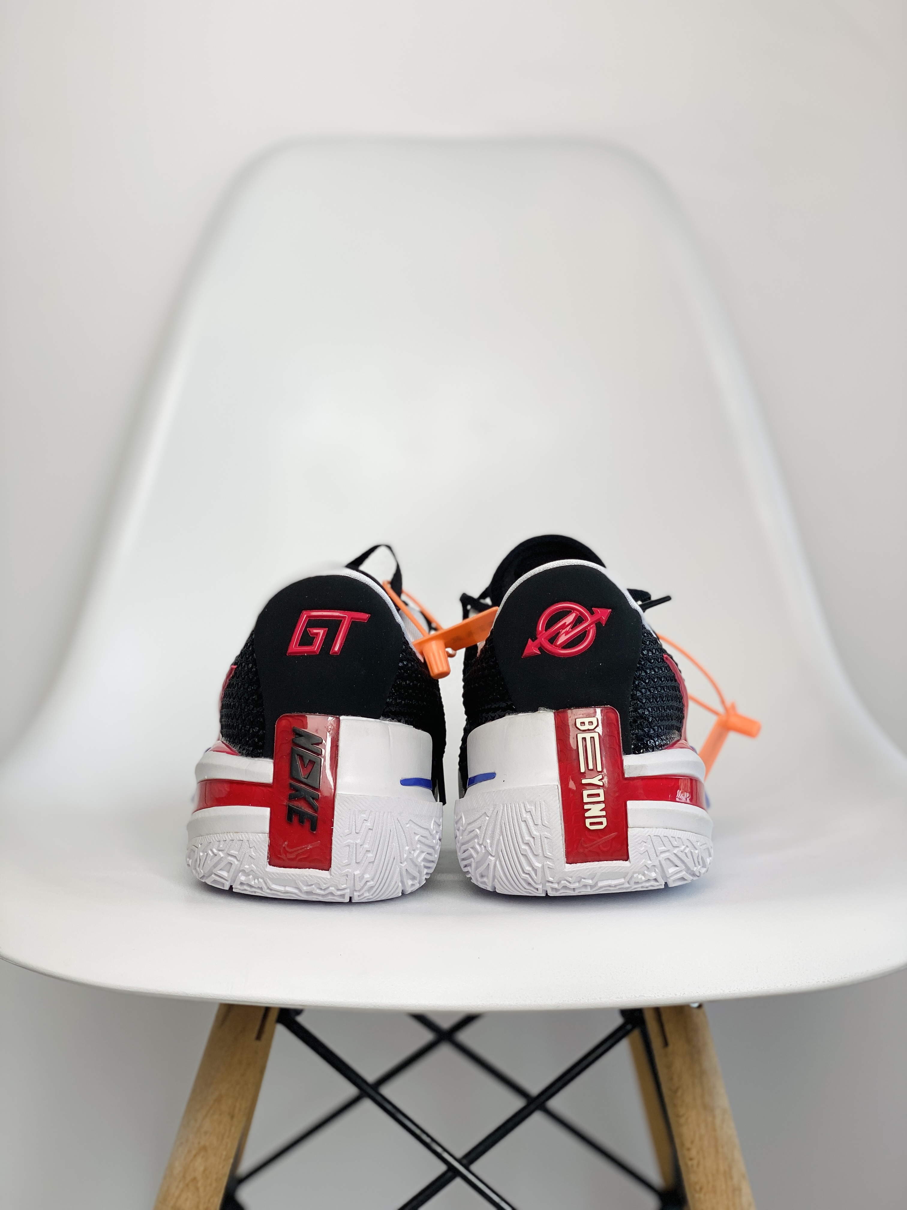 需预定 STAR  GT Cut Black Fusion Red 中底＋碳板版本  低筒  篮球鞋 球鞋 实战鞋 全掌气垫 TPU抗扭 黑红   CZ0175-003