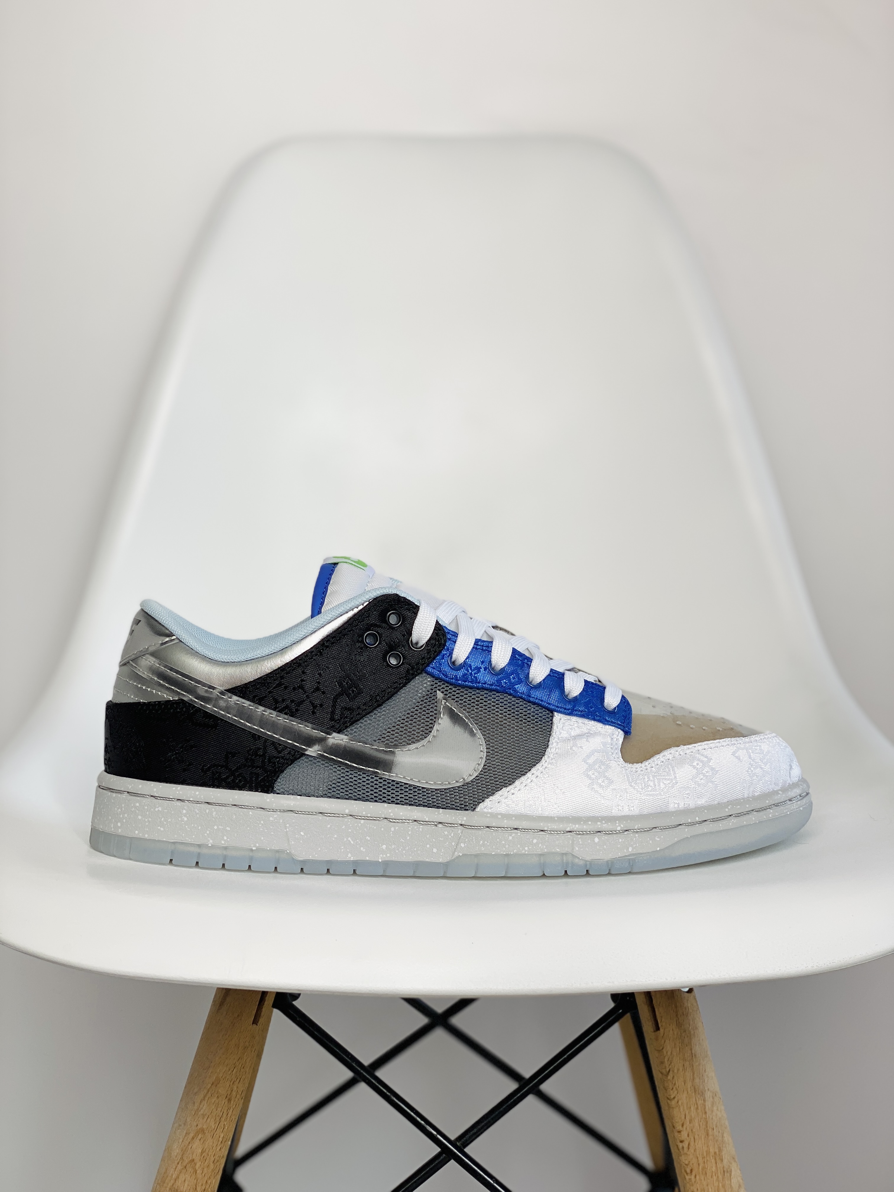 新款  CLOT x NK Dunk Low "What The 低筒 陈冠希 复古板鞋 休闲鞋 男鞋 女鞋 鸳鸯棕蓝灰  FN0316-999 