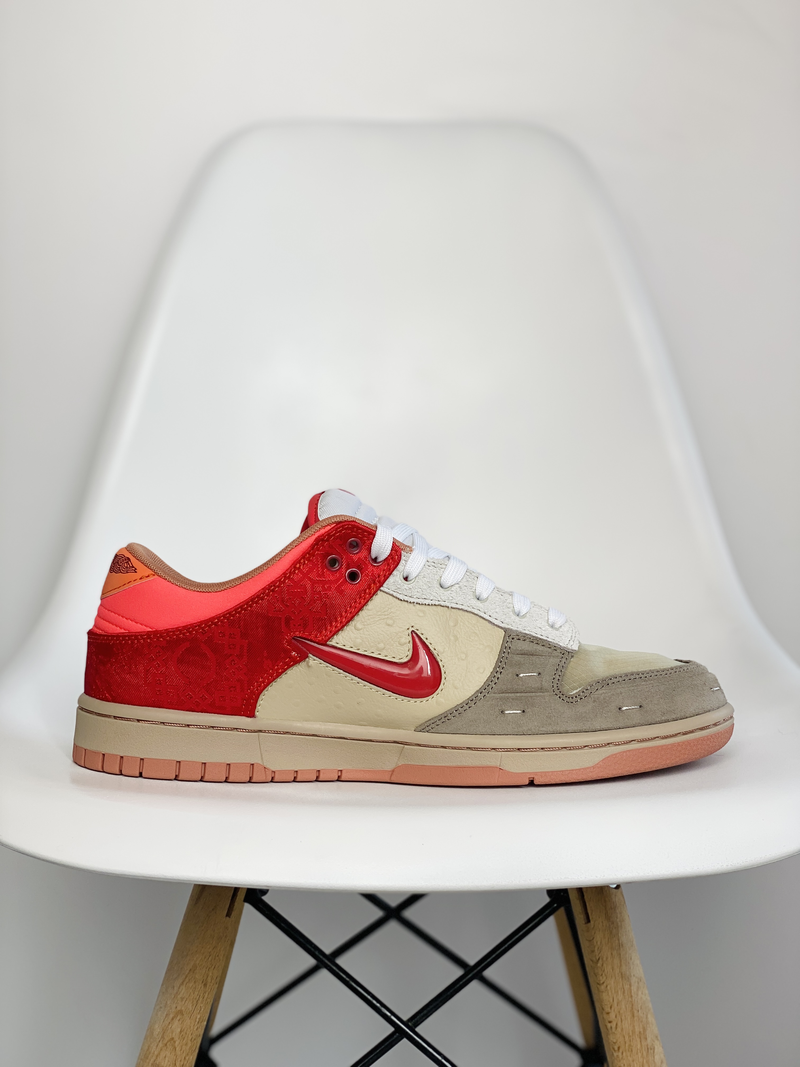 新款  CLOT x NK Dunk Low "What The 低筒 陈冠希 复古板鞋 休闲鞋 男鞋 女鞋 鸳鸯棕蓝灰  FN0316-999 