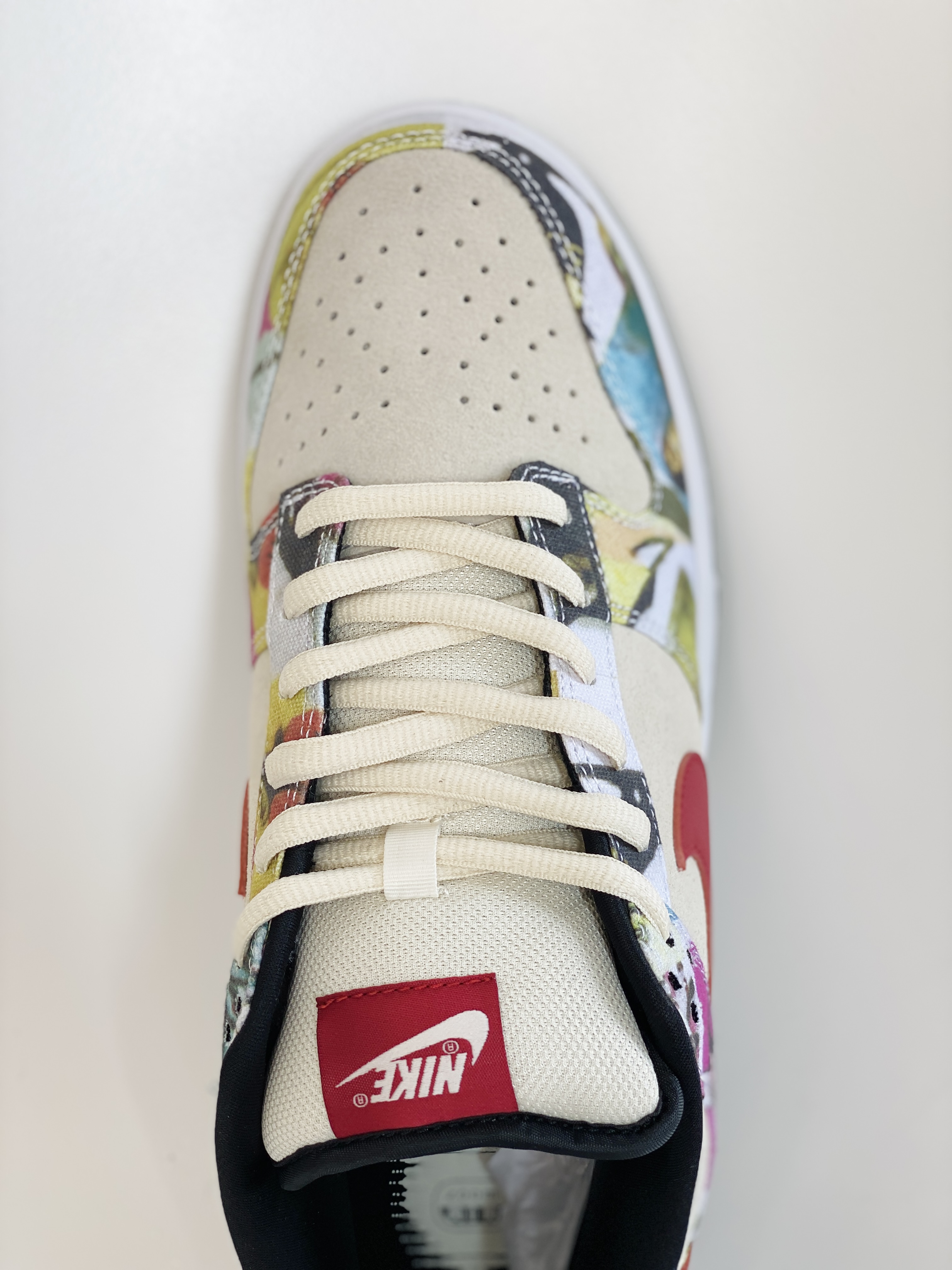 Nike Dunk SB Low Paris 巴黎城市限定 低筒 休闲鞋 板鞋 波鞋 男鞋 女鞋 白米 308270-111