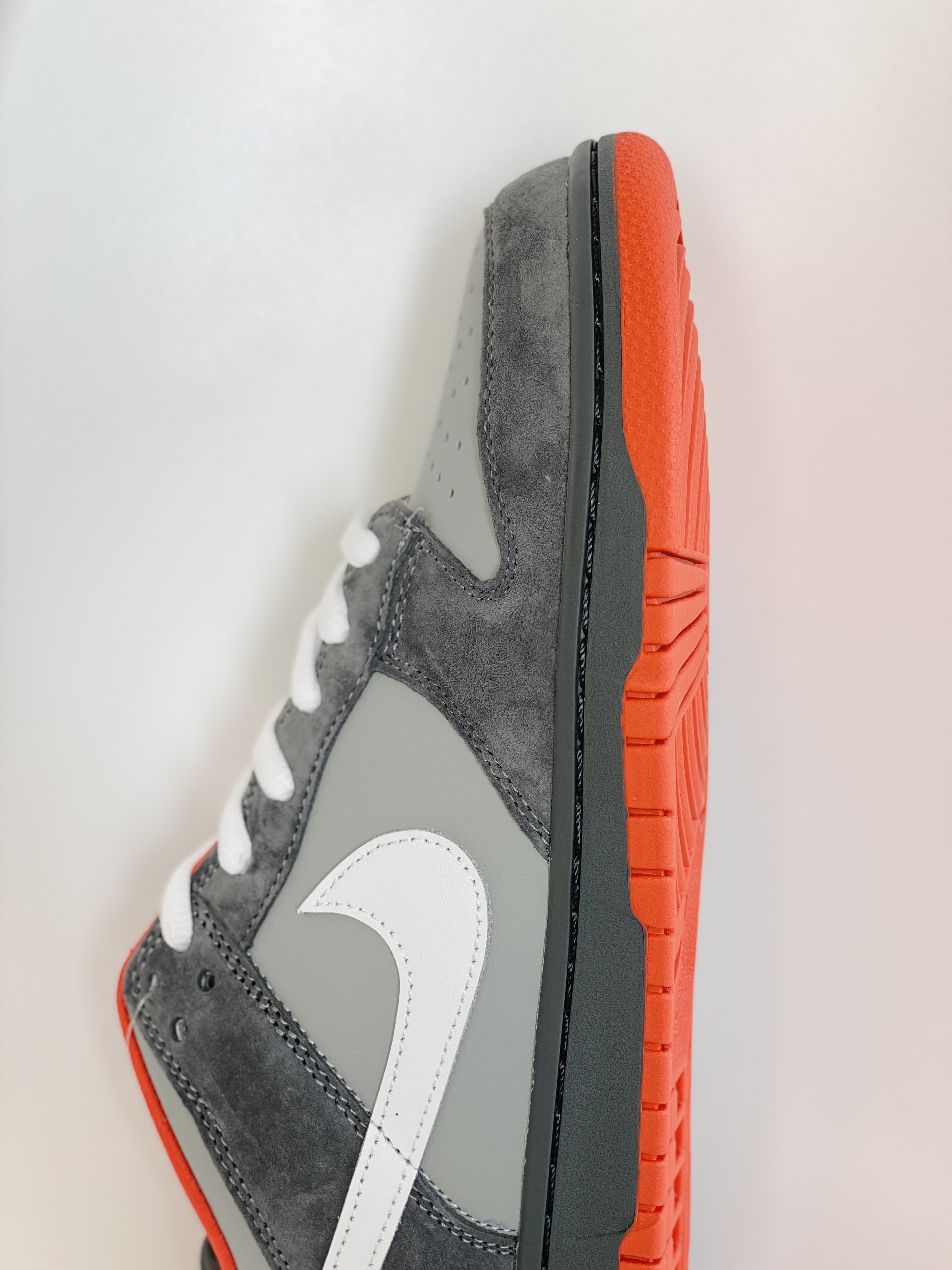  Nike Dunk Low  Staple NYC Pigeon 低筒 复古板鞋 休闲鞋 男鞋 女鞋 鸽子灰色 304292-011