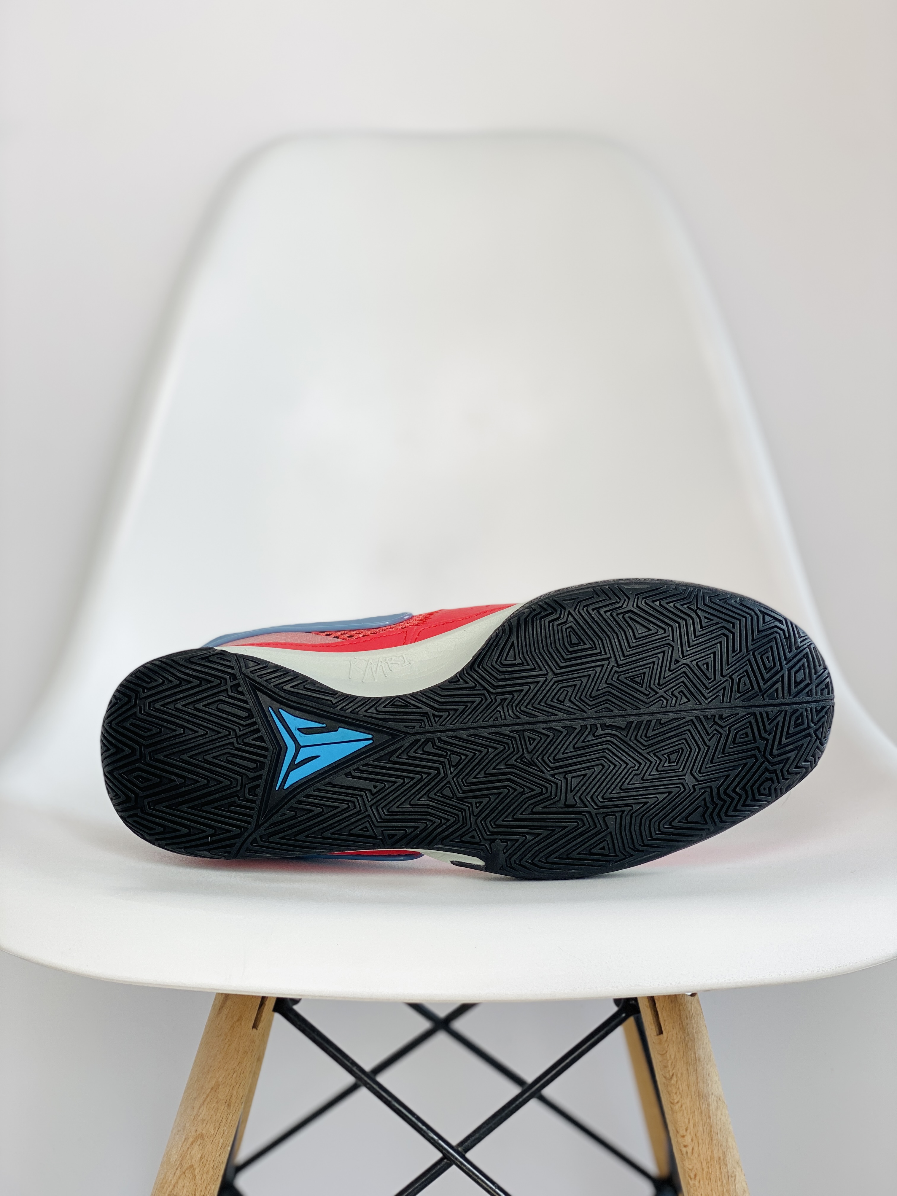  滅世 莫兰特 1代  Nike Zoom JA1 BBQ 低筒 前後氣墊 耐磨透氣 實戰籃球鞋 波鞋 球鞋 男鞋 波鞋 红色DR8786-800