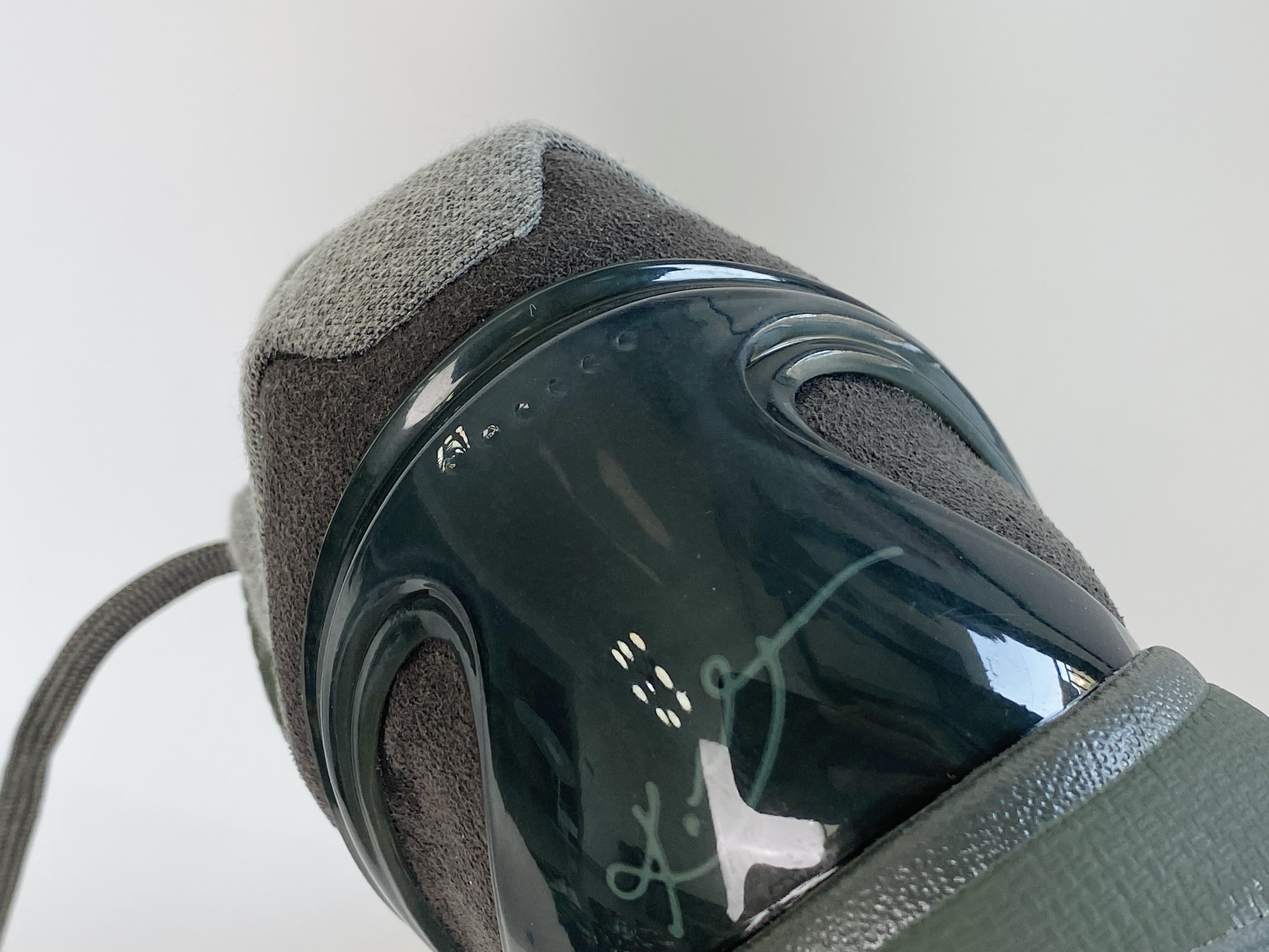  到货后不可临时取消退换 偏小半码到一码最强实战 H12 Kobe6 Black Mamba Collection Fade 前掌Zoom气垫 后掌EVA缓震 球鞋 籃球鞋 實戰鞋  真碳板 波鞋 男鞋  深灰 869457-007