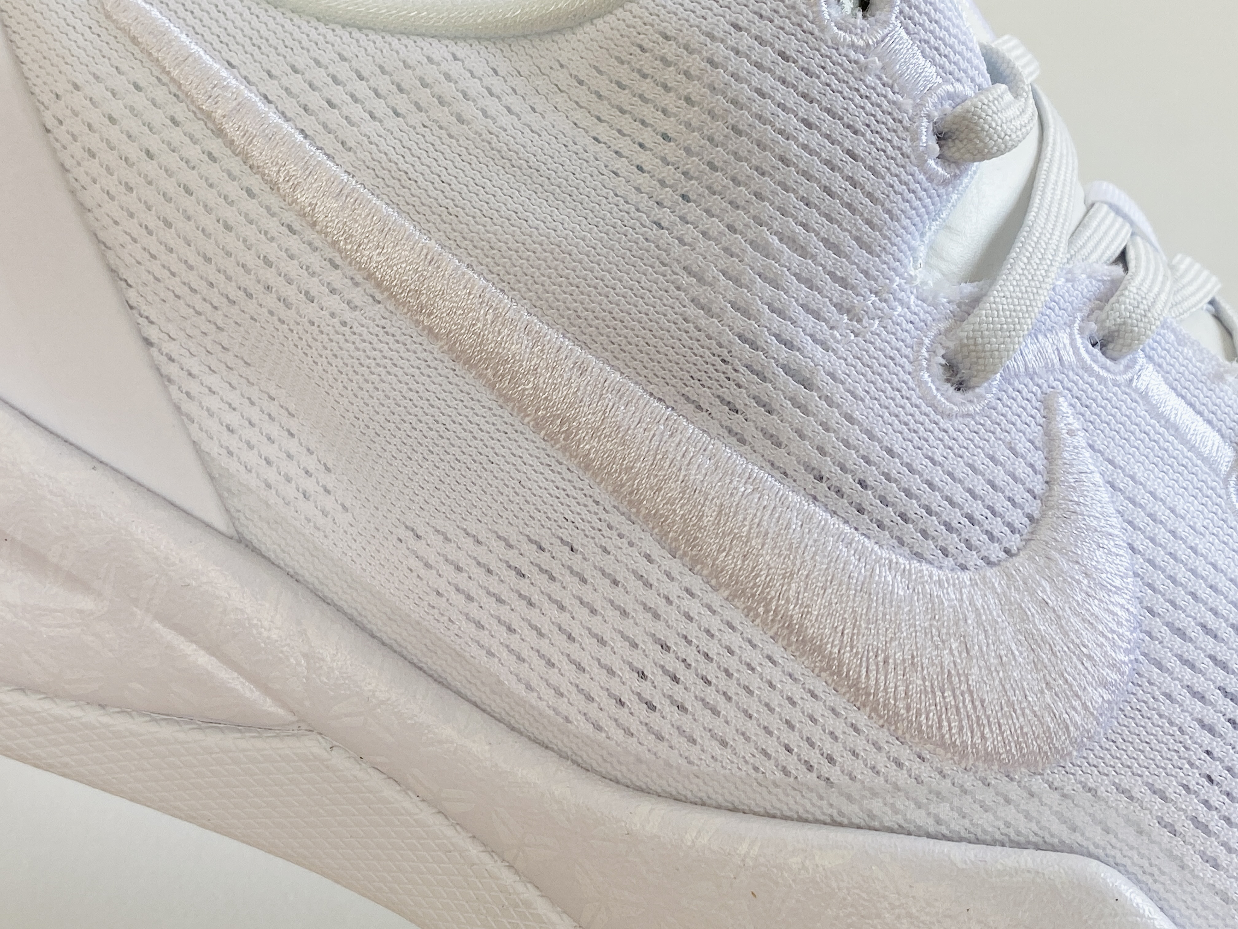 S2  Kobe8 Halo 科比8  2023 低筒 React鞋墊 籃球鞋 實戰鞋 球鞋 男鞋 白龙 FJ9364-100