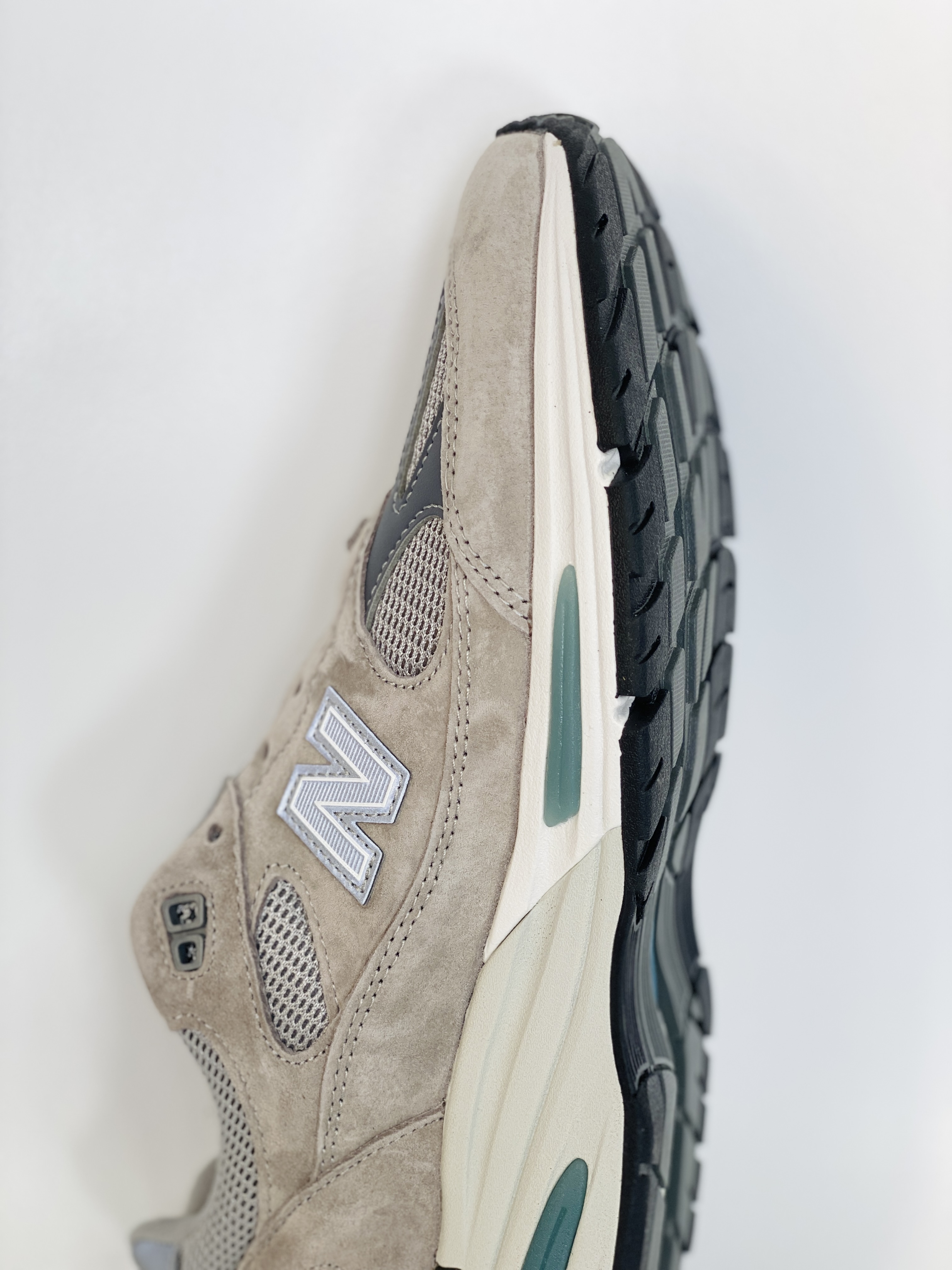  新版  New Balance 991V2  低筒 复古跑鞋 休闲鞋 运动鞋 波鞋 男鞋 女鞋 元祖灰 U991GL2