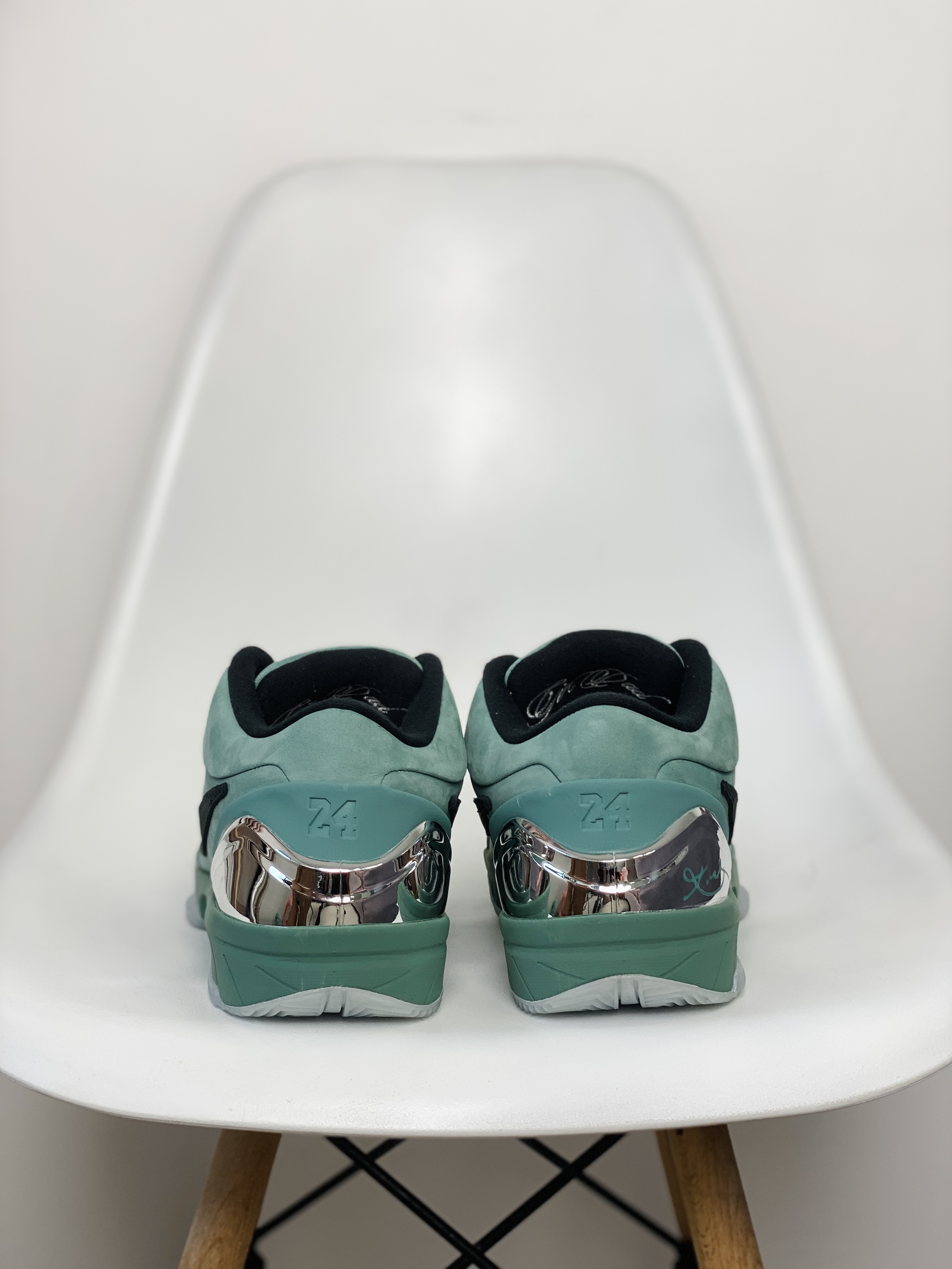  H12 Zoom Kobe4 Protro  科比 4  低筒  前掌泡棉 後掌氣墊 篮球鞋 实战鞋 球鞋 男鞋  波鞋 电镀银绿色 FQ3545-300 