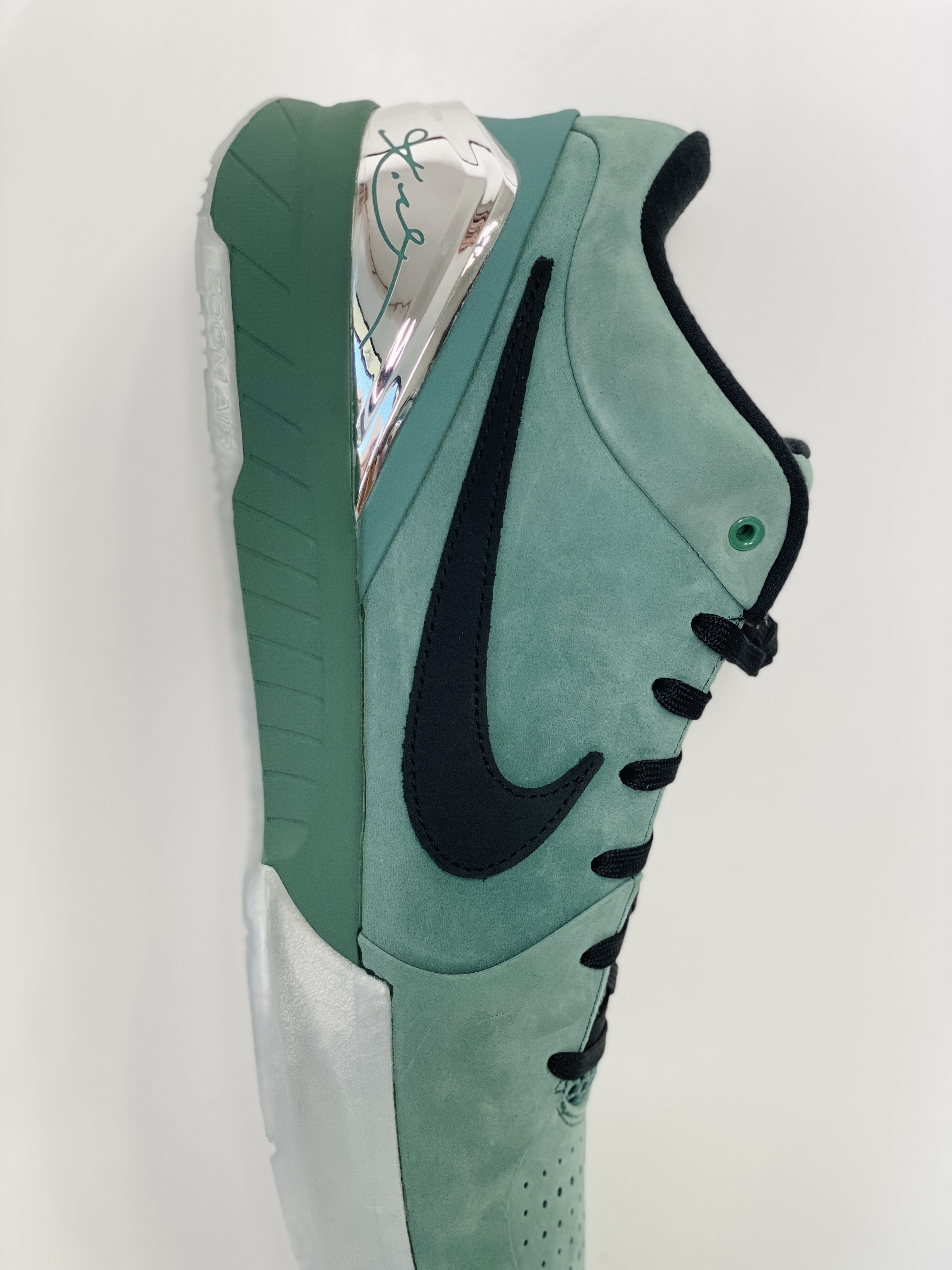  H12 Zoom Kobe4 Protro  科比 4  低筒  前掌泡棉 後掌氣墊 篮球鞋 实战鞋 球鞋 男鞋  波鞋 电镀银绿色 FQ3545-300 