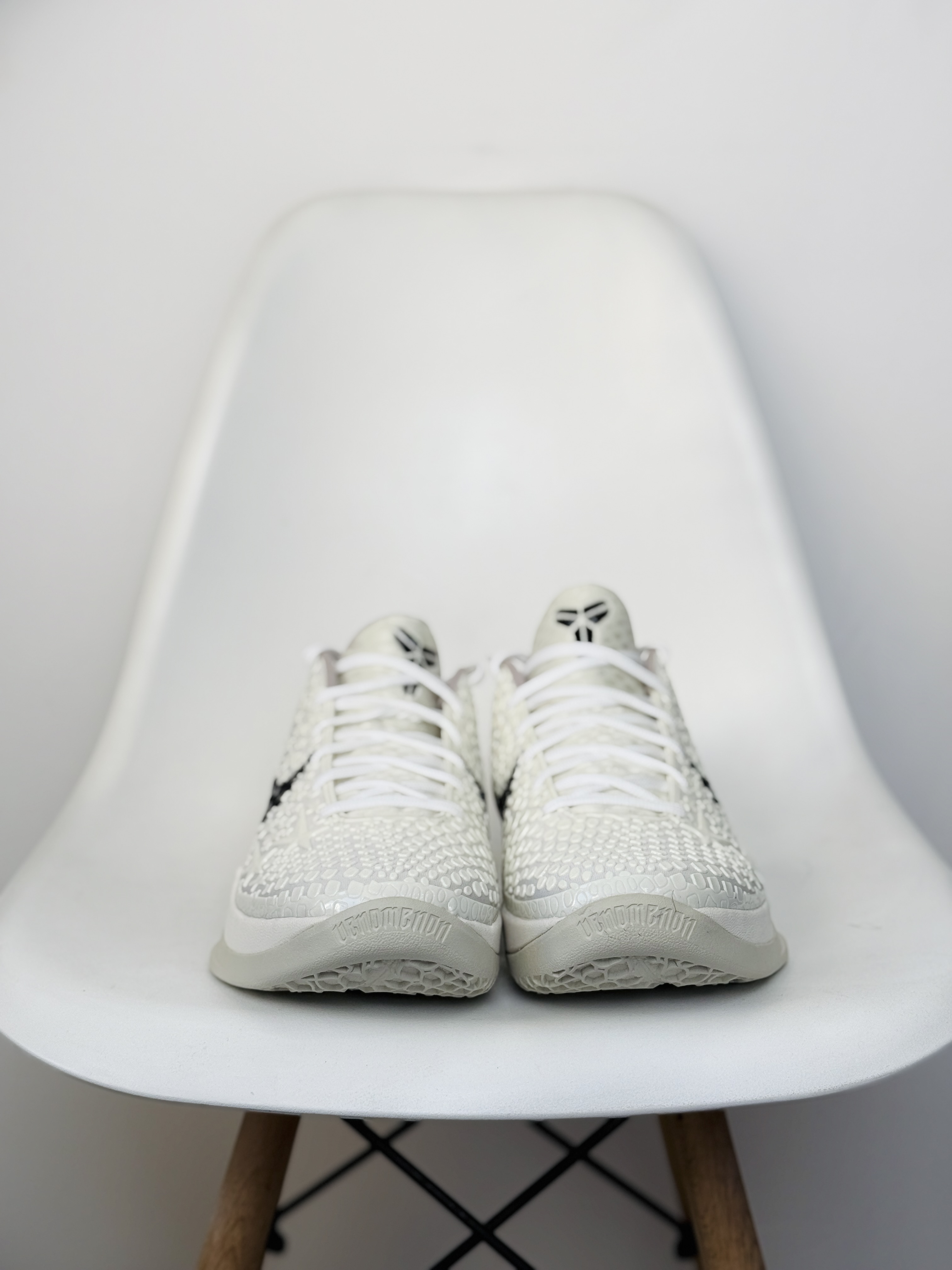 S2 Kobe6 All-Star 2.0 前掌Zoom Turbo 气垫 后掌EVA缓震 低筒 球鞋 籃球鞋 實戰鞋  真碳板 男鞋  波鞋  白色FQ3546-100