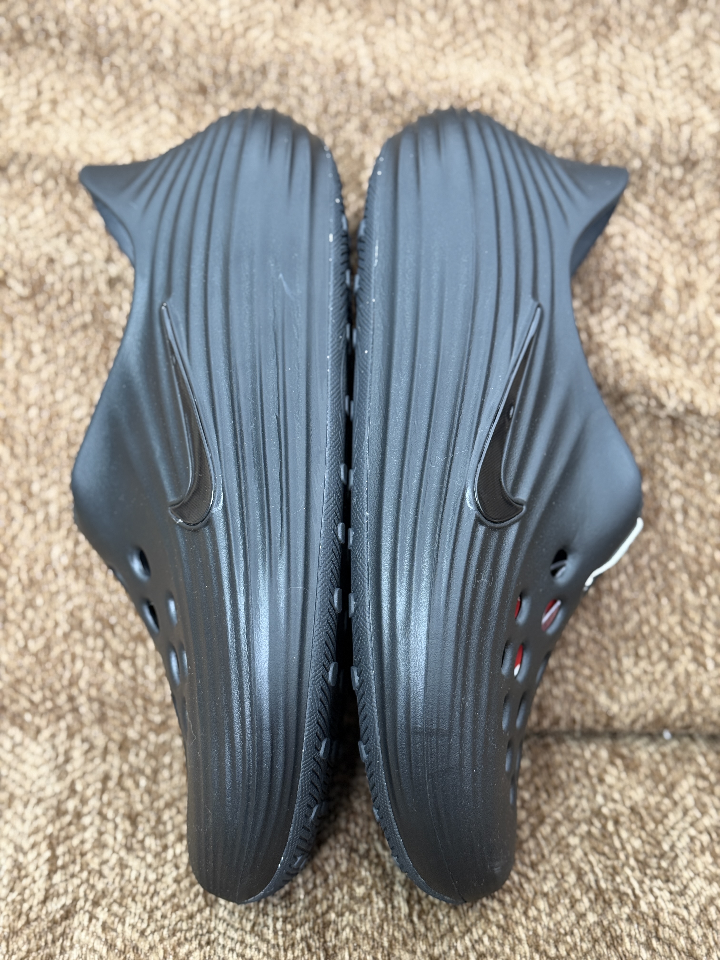  正确复合底 Nike Reactx Rejuven8 洞洞鞋 简约舒适  室外拖鞋 男女同款  黑色 HV5060-001