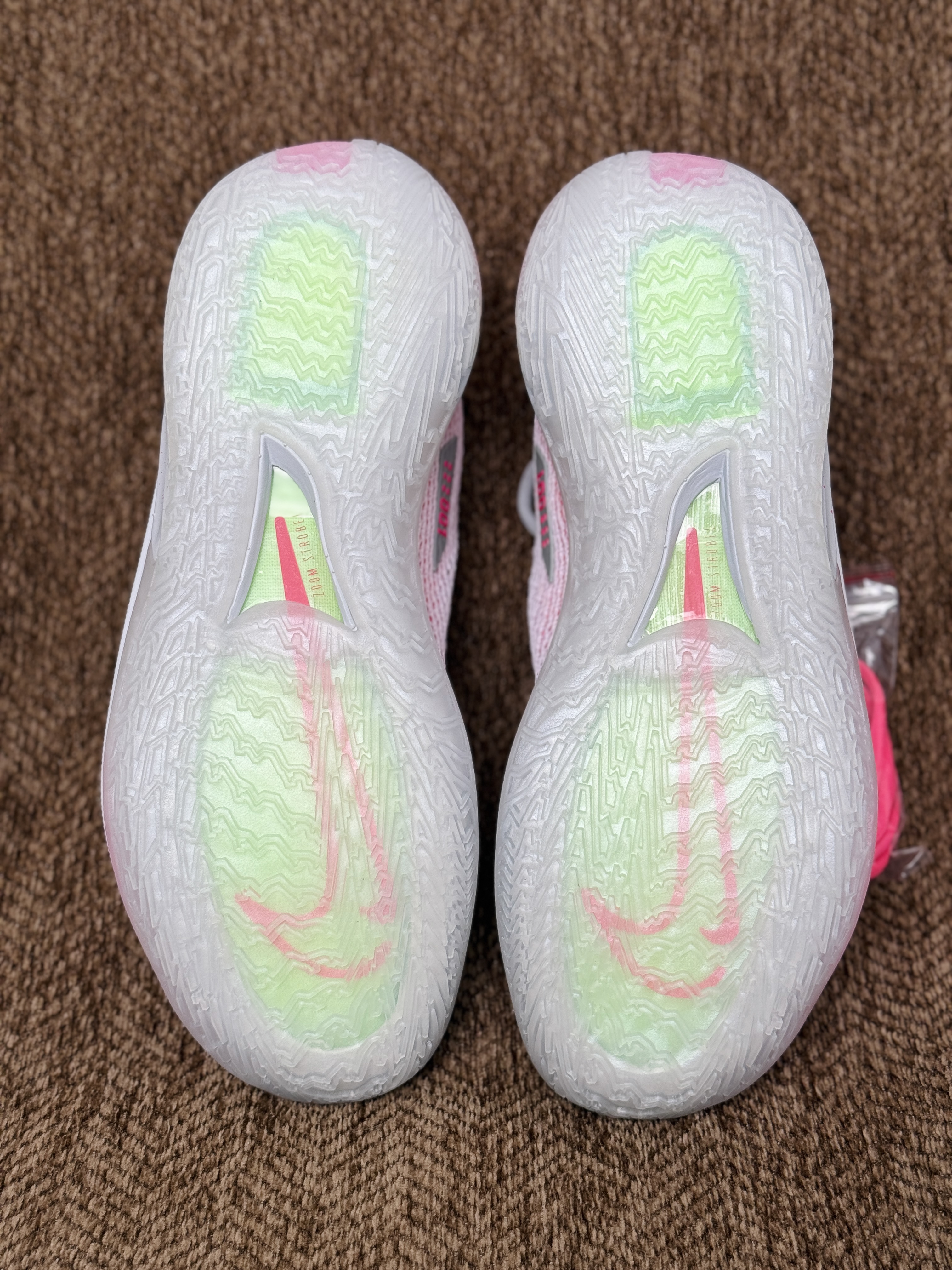 XO GT Cut 1  KAY YOW 低筒  防滑耐磨 全掌氣墊 籃球鞋 實戰鞋 球鞋 波鞋 男鞋  乳腺癌 CZ0175-008