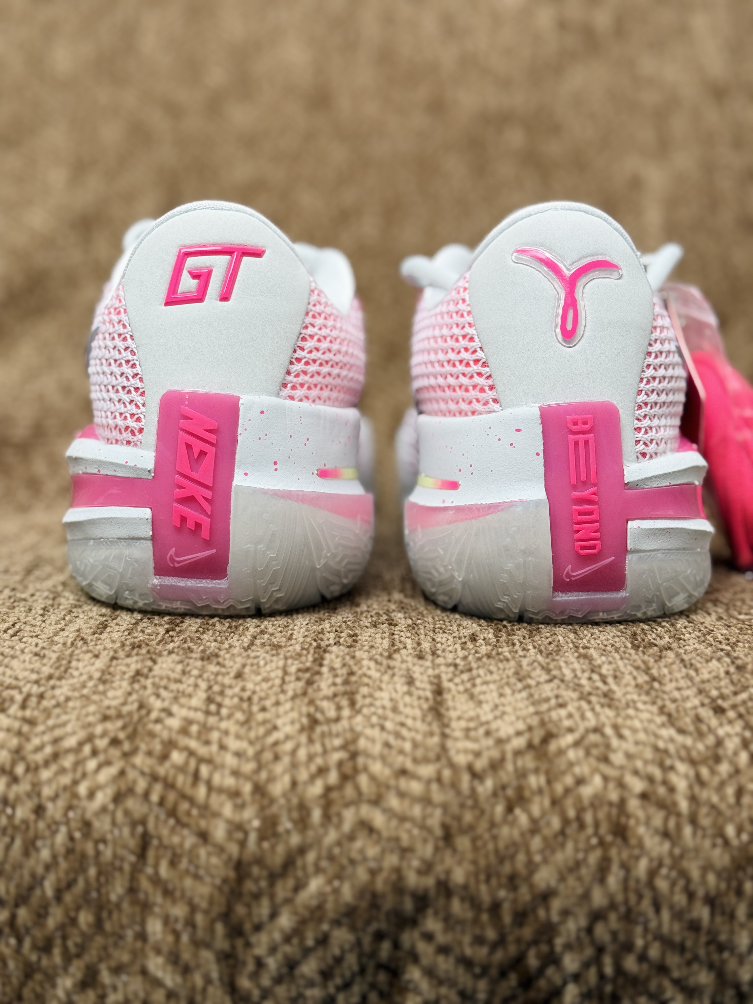 XO GT Cut 1  KAY YOW 低筒  防滑耐磨 全掌氣墊 籃球鞋 實戰鞋 球鞋 波鞋 男鞋  乳腺癌 CZ0175-008