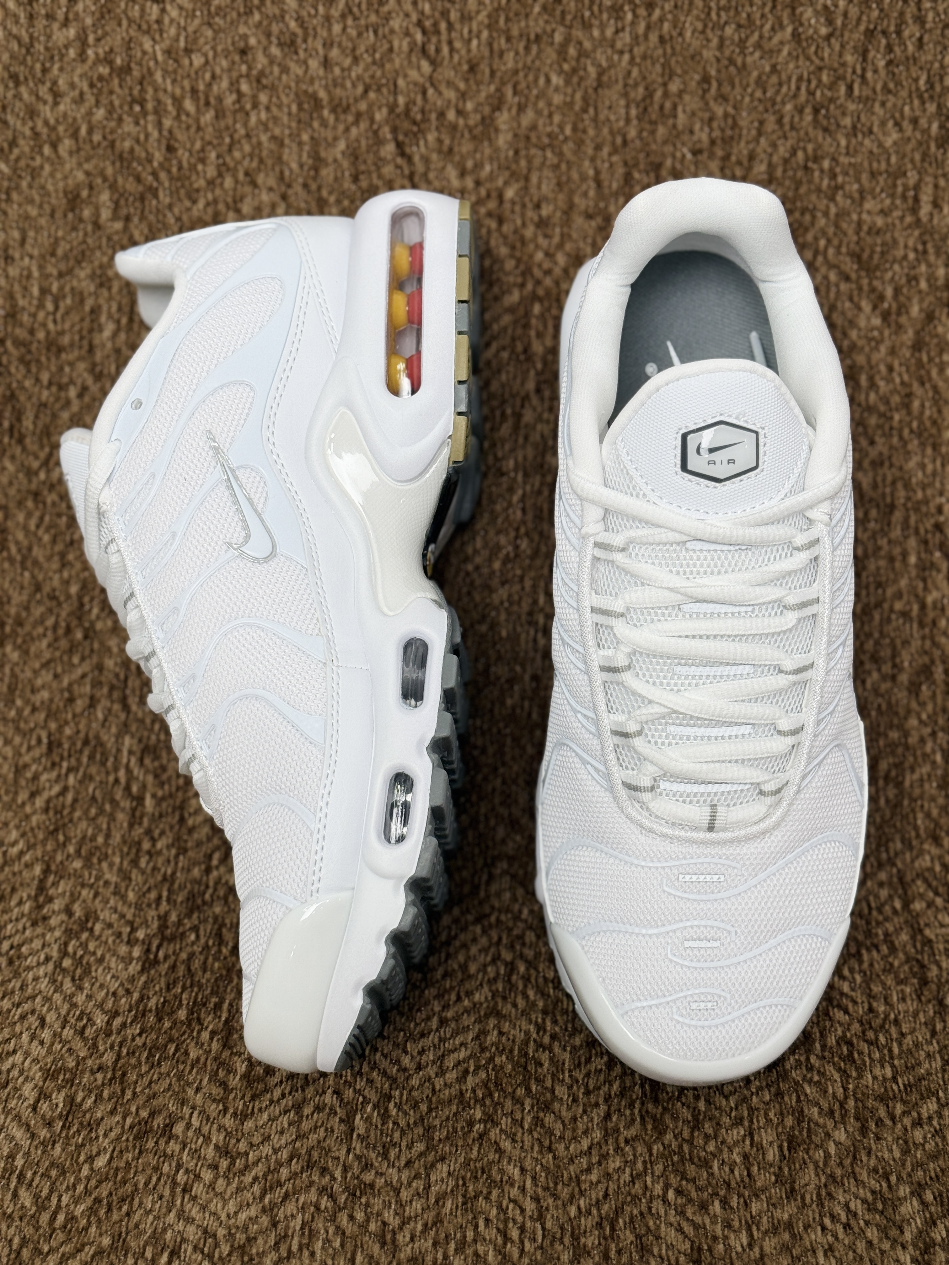 Nike Air Max Plus  TN大气垫 低筒 网布防滑 运动鞋 休闲鞋 球鞋 男鞋 波鞋  白色 604133-139