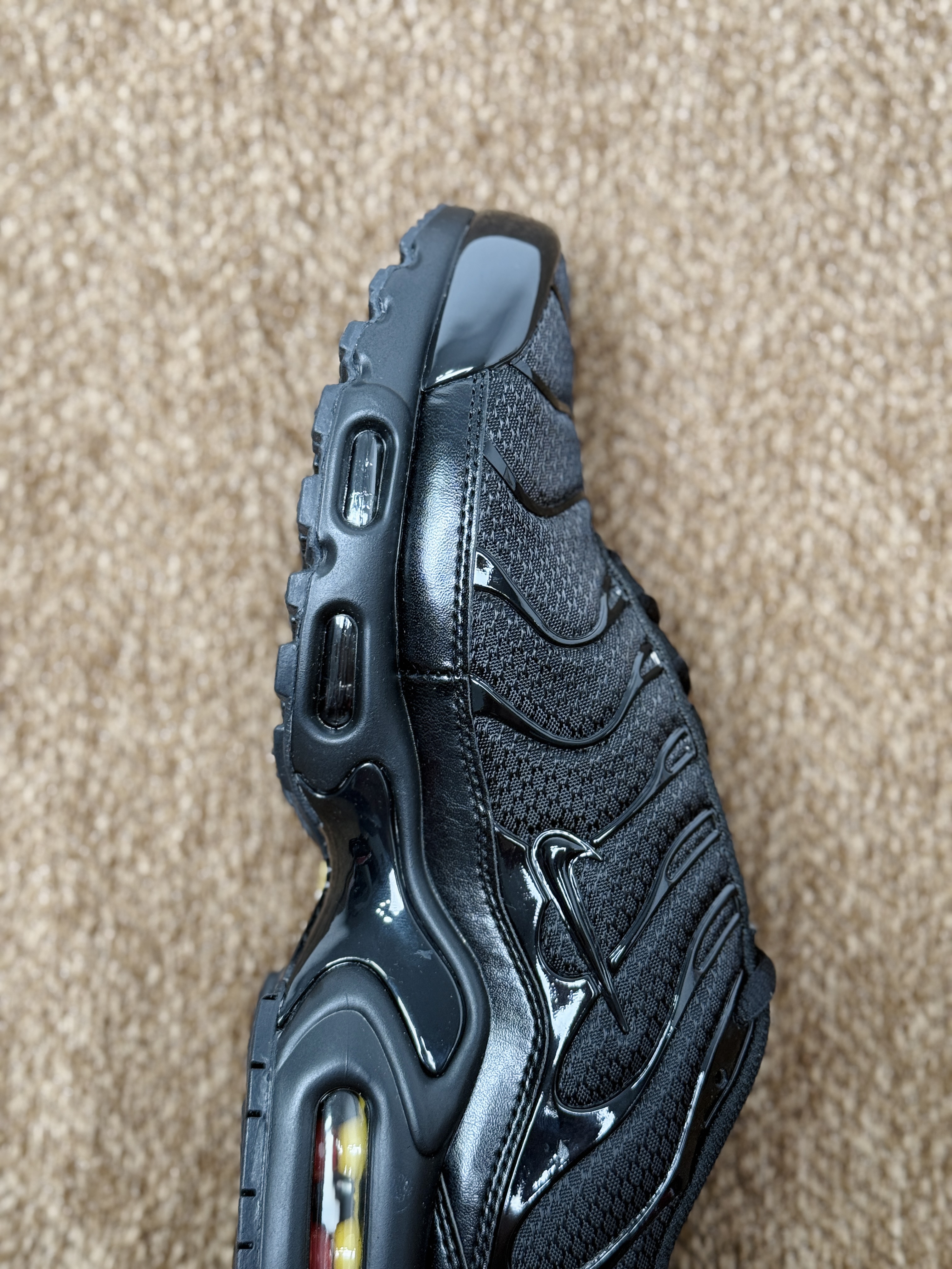 Nike Air Max Plus  TN大气垫 低筒 网布防滑 运动鞋 休闲鞋 球鞋 男鞋 波鞋  黑武士 604133-050