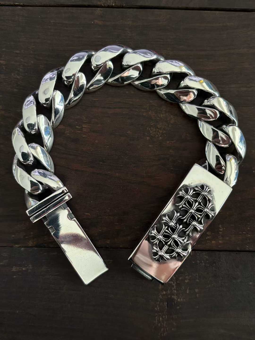 Chrome Hearts Couple's Bracelet — Hand-Distressed Finish CH  克罗心 925银  手工 手链 古巴  