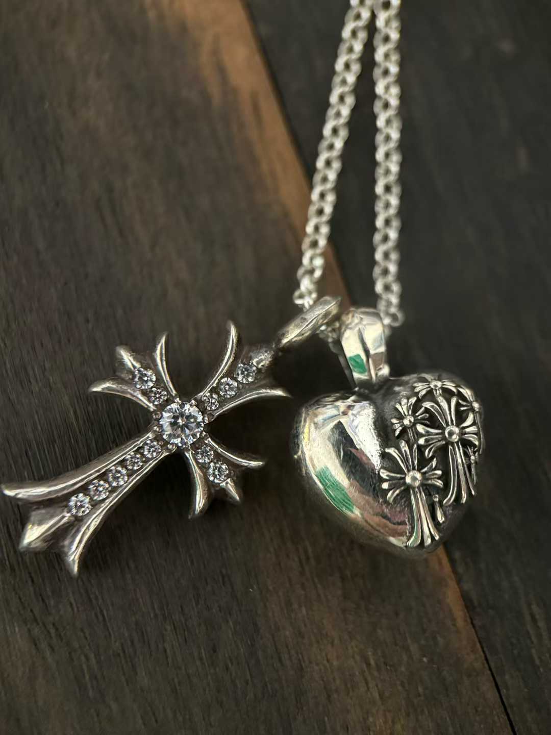 Chrome Hearts  CH 克罗心 925银  项链  镶钻十字架 爱心（价格根据长度每日银价所定）