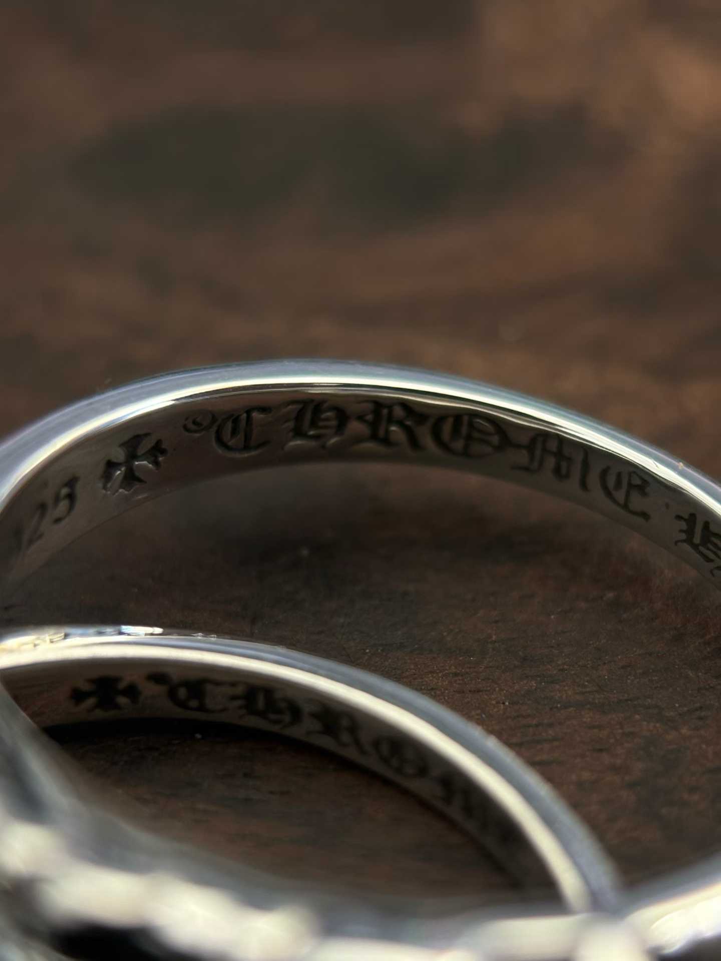 Chrome Hearts  CH 克罗心 925银 镶钻keeper十字花 男女同款对戒 （由于银价的浮动 與尺寸不同真實售價咨詢客服）